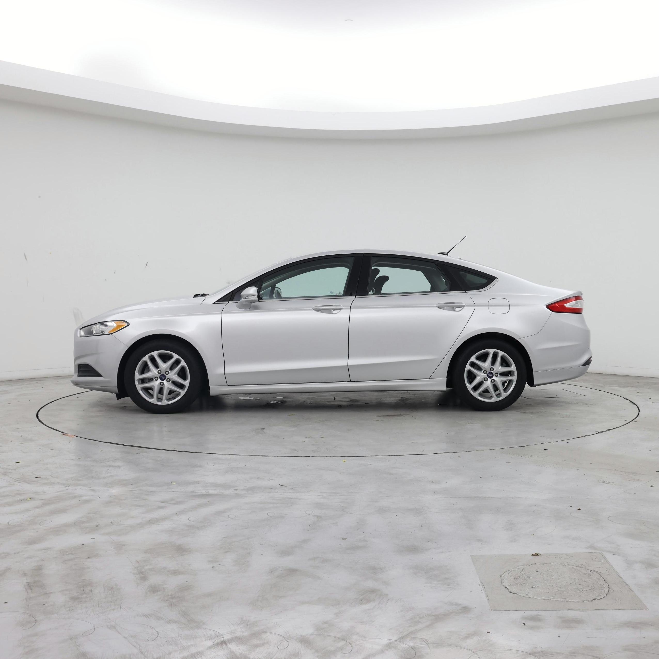 Thumbnail: 2014 Ford Fusion - 3