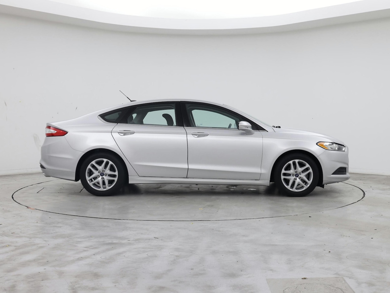 2014 Ford Fusion SE - Photo 8
