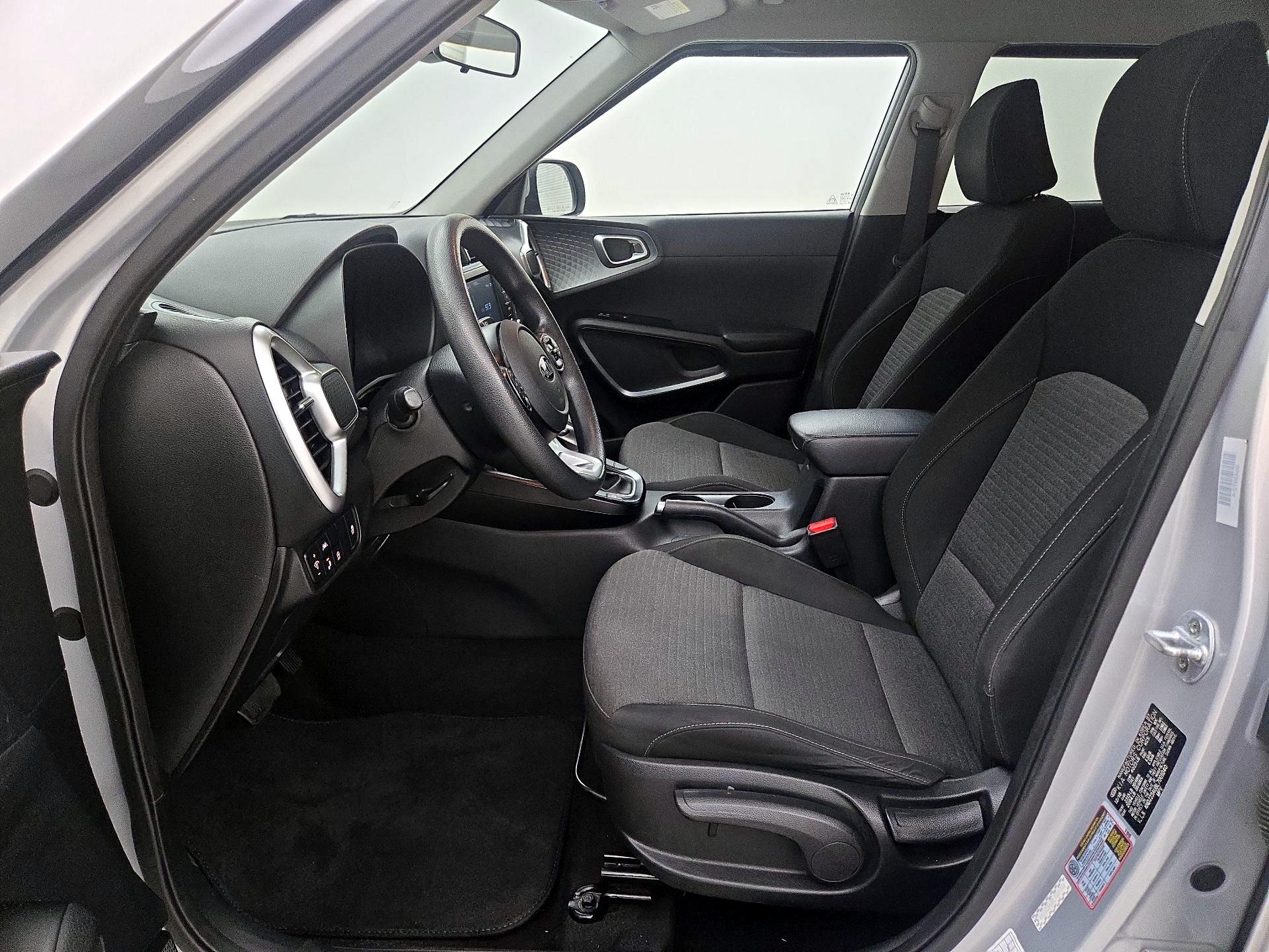 Thumbnail: 2020 Kia Soul - 11