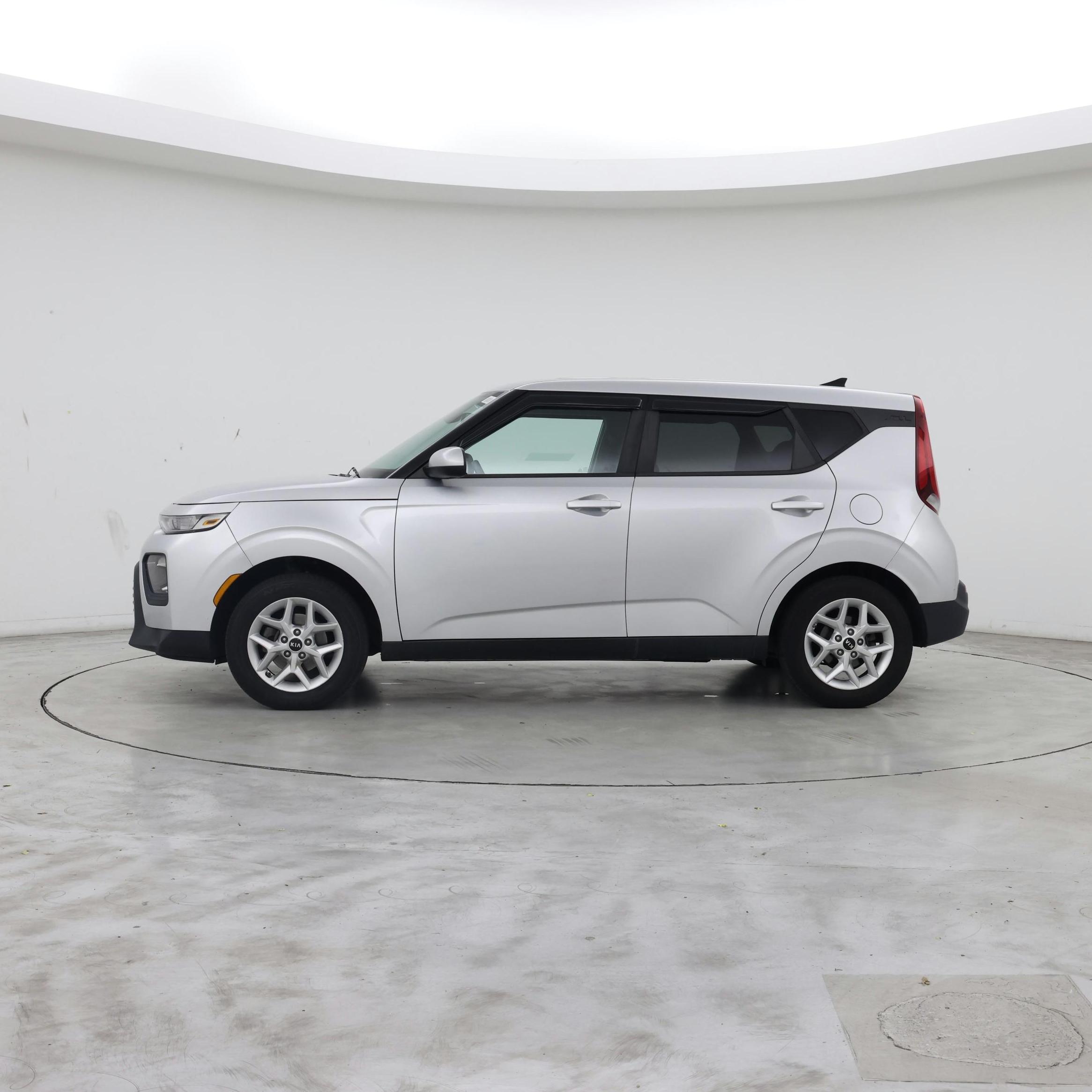 Thumbnail: 2020 Kia Soul - 3