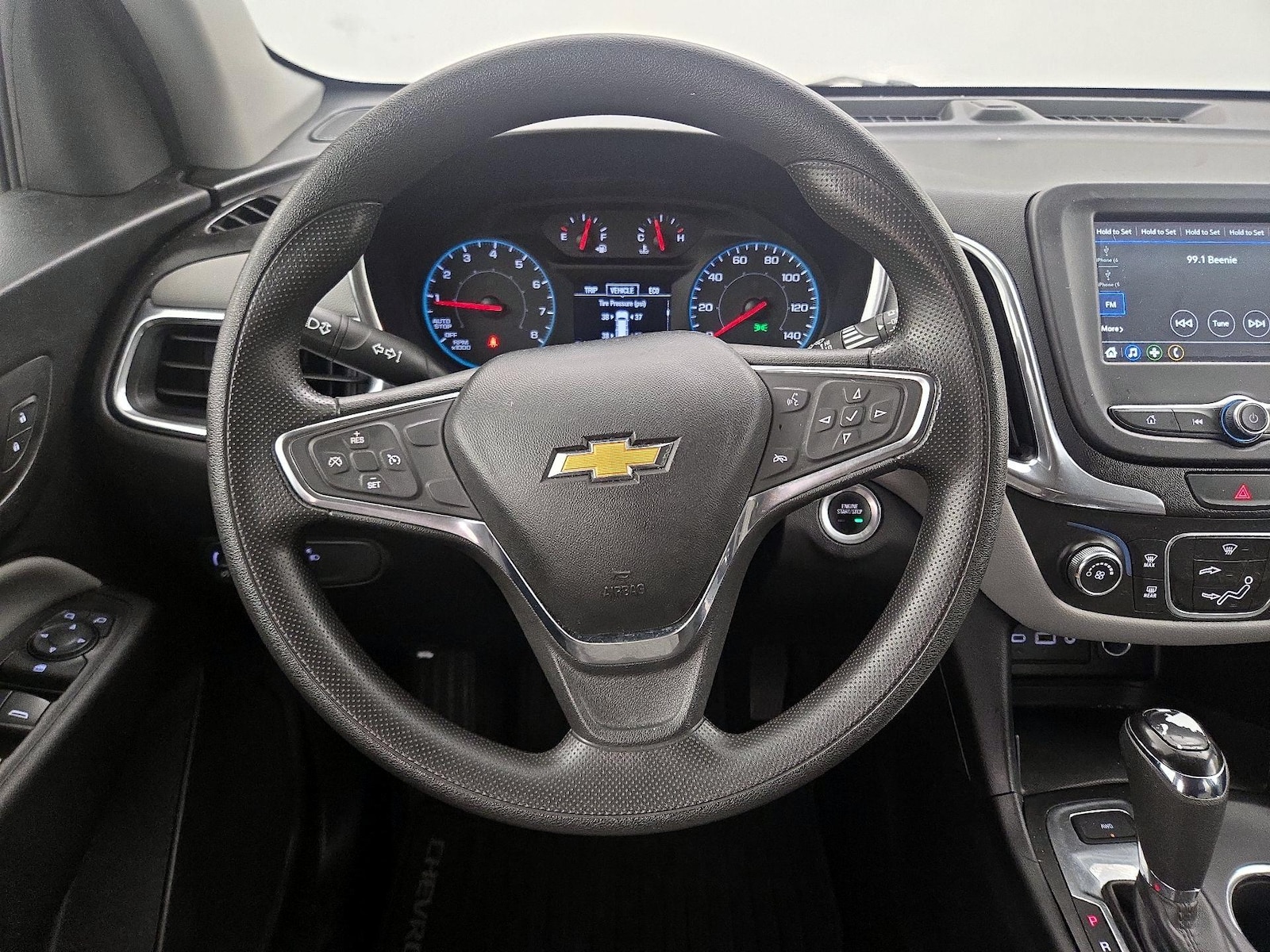 2019 Chevrolet Equinox LS - Photo 11