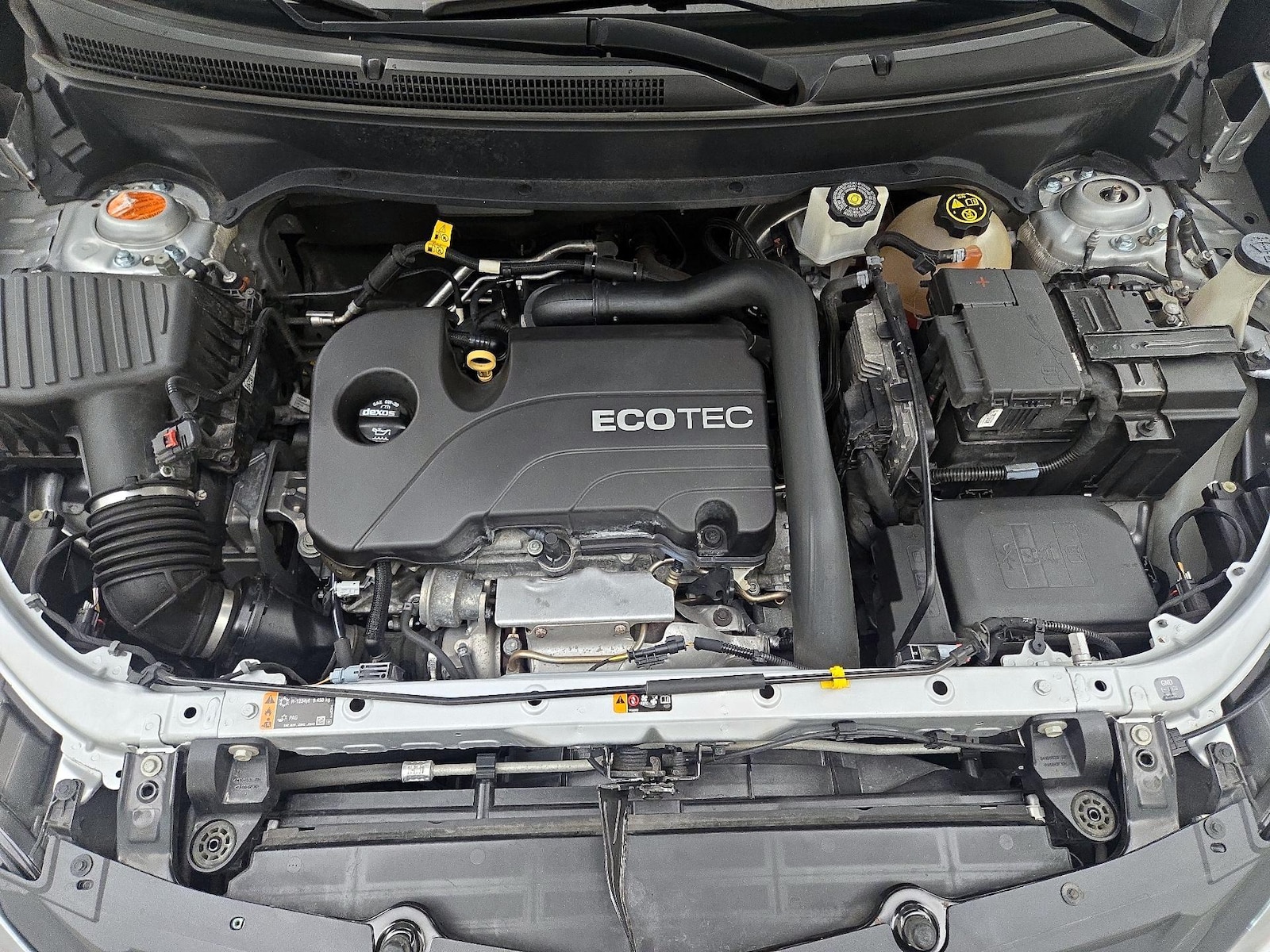 2019 Chevrolet Equinox LS - Photo 22