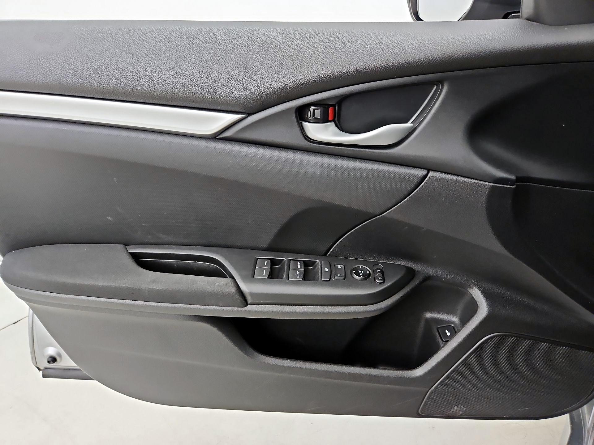 Thumbnail: 2020 Honda Civic - 12