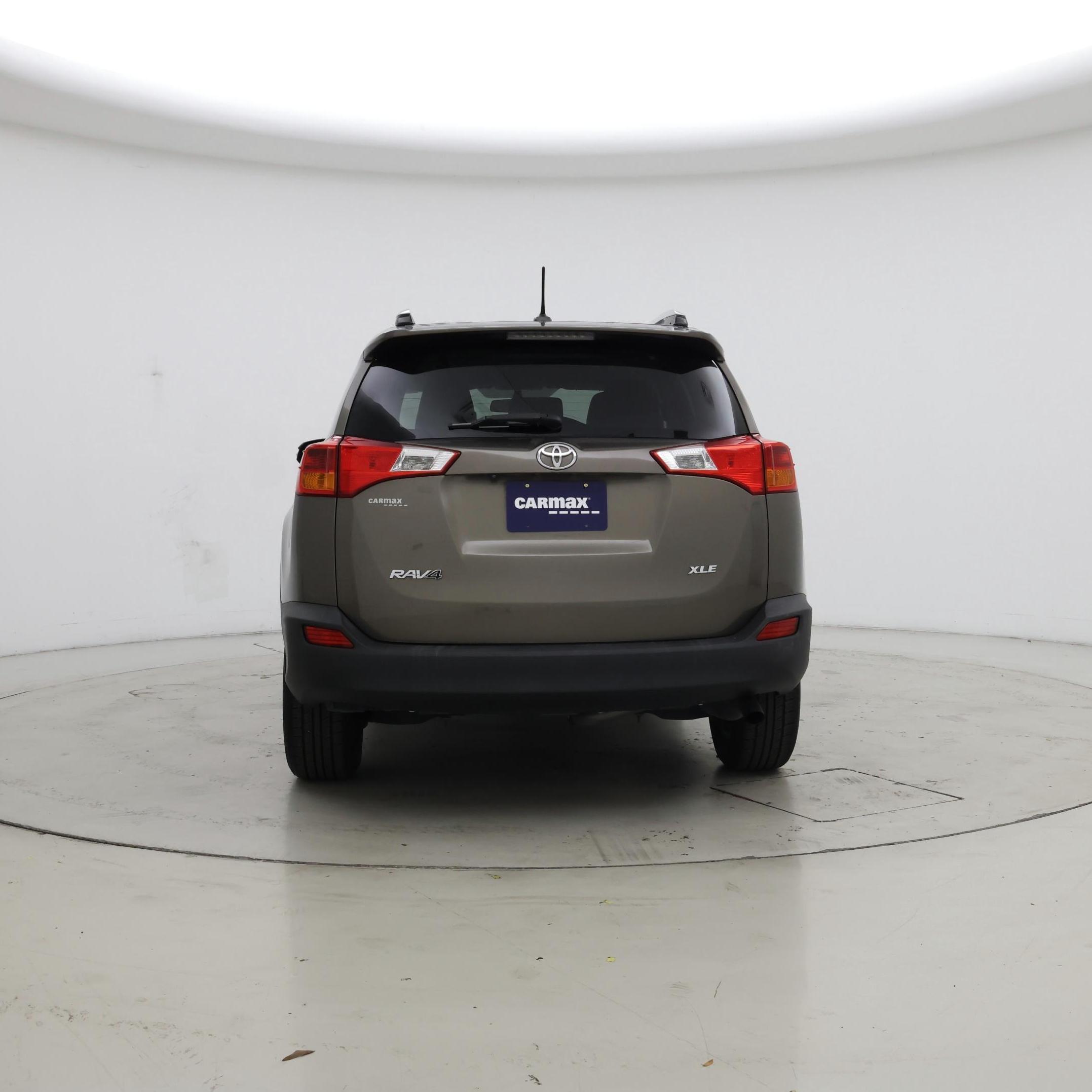 Thumbnail: 2015 Toyota RAV4 - 6