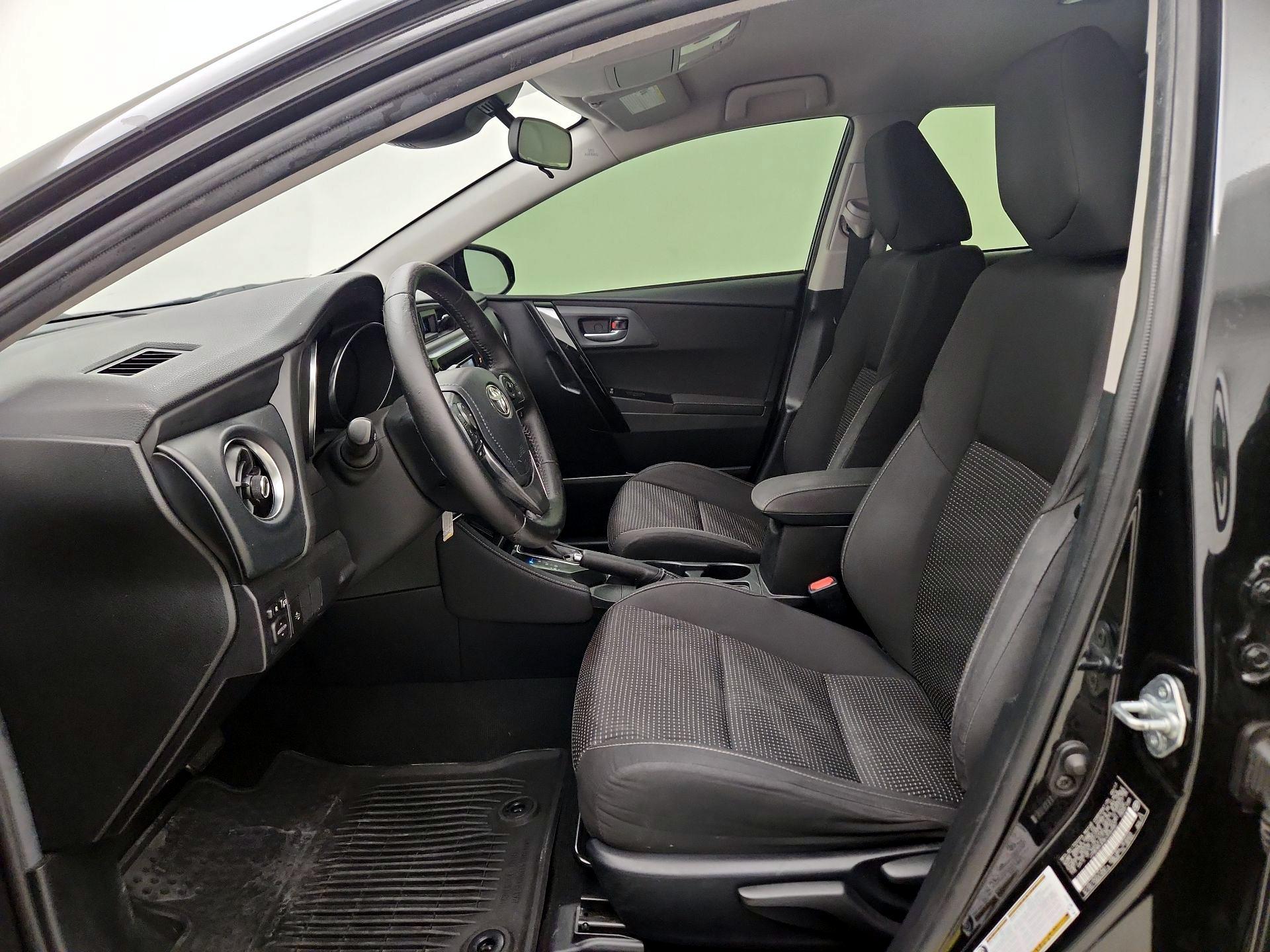 Thumbnail: 2017 Toyota Corolla iM - 11