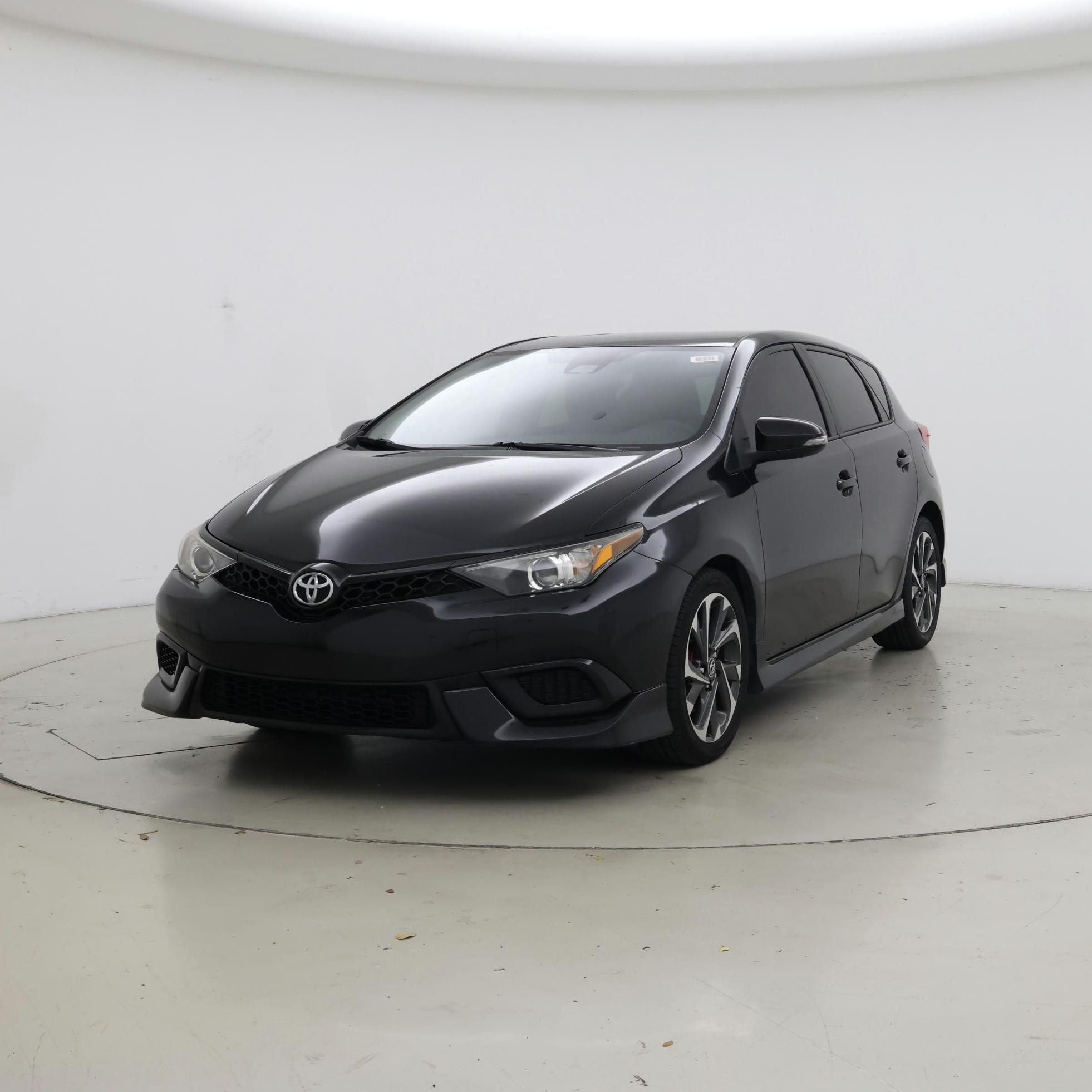 Thumbnail: 2017 Toyota Corolla iM - 4