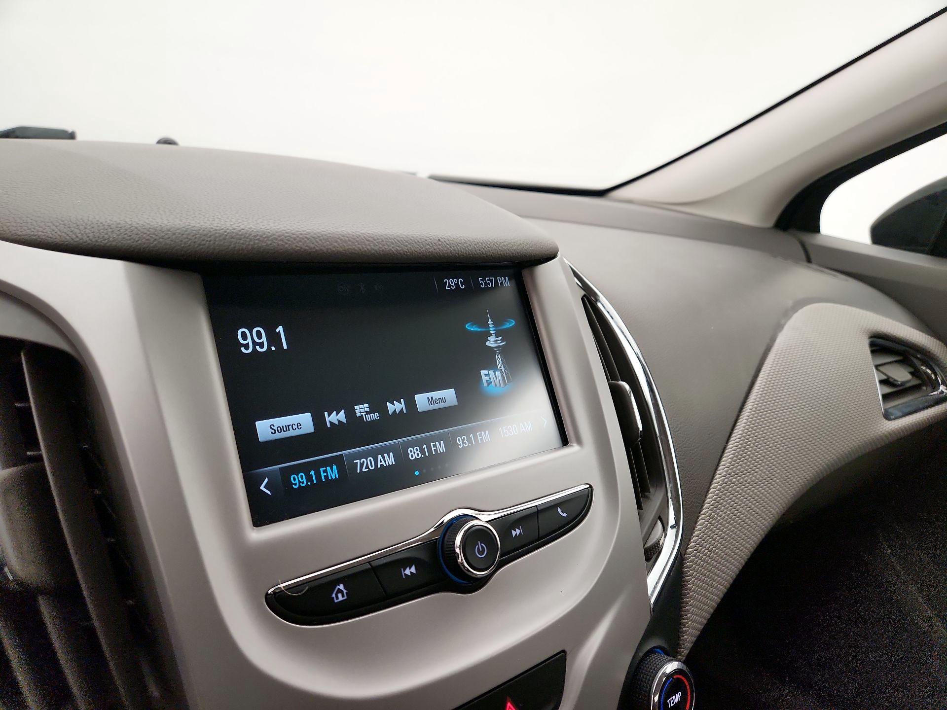 Thumbnail: 2016 Chevrolet Cruze - 16