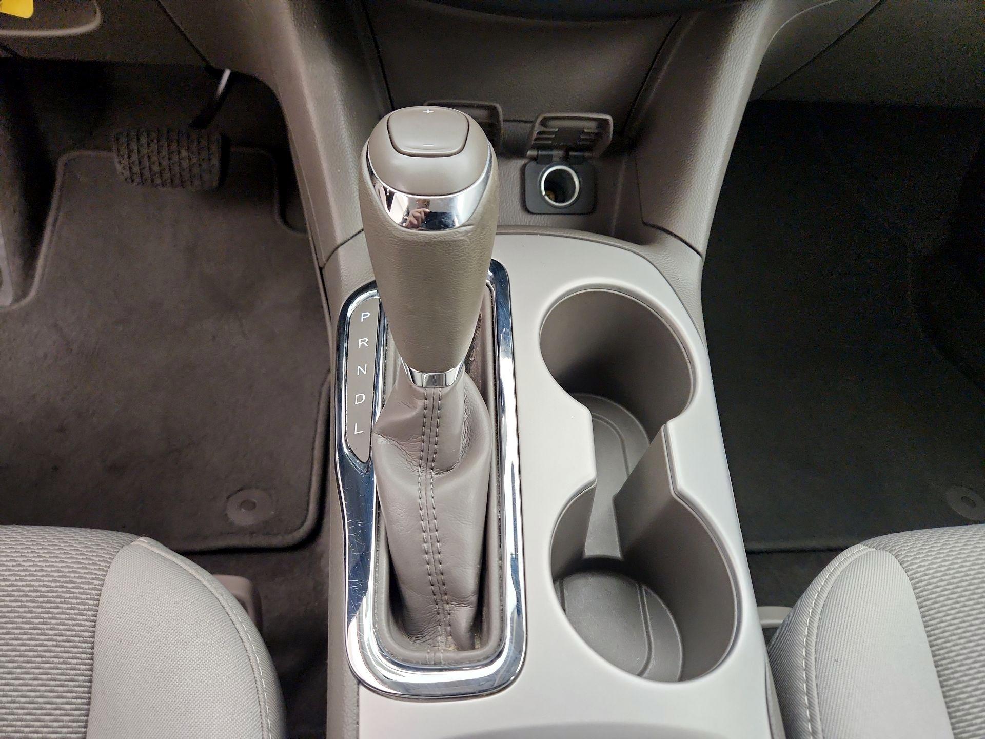 Thumbnail: 2016 Chevrolet Cruze - 18