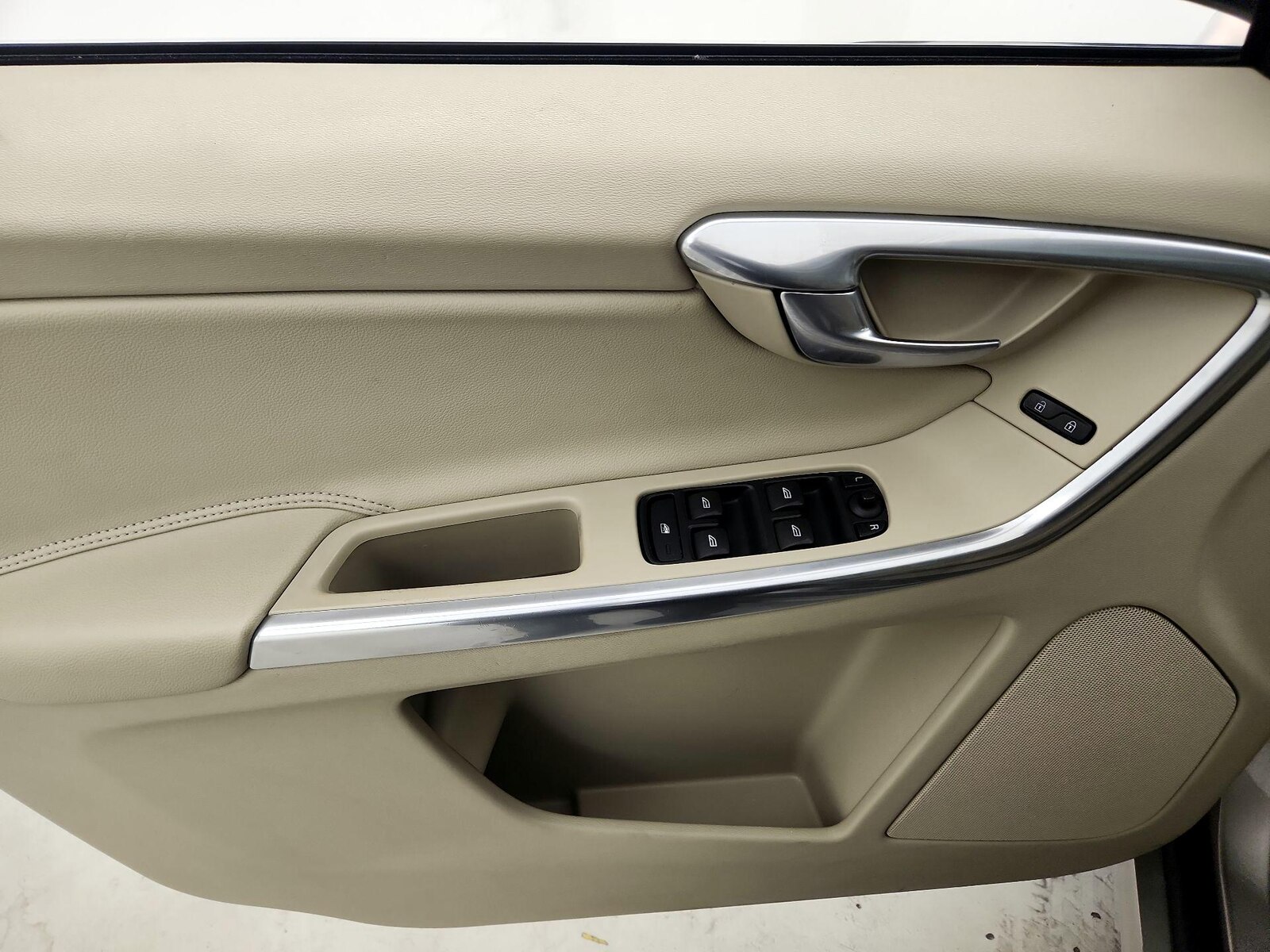 2015 Volvo XC60 T6 - Photo 13