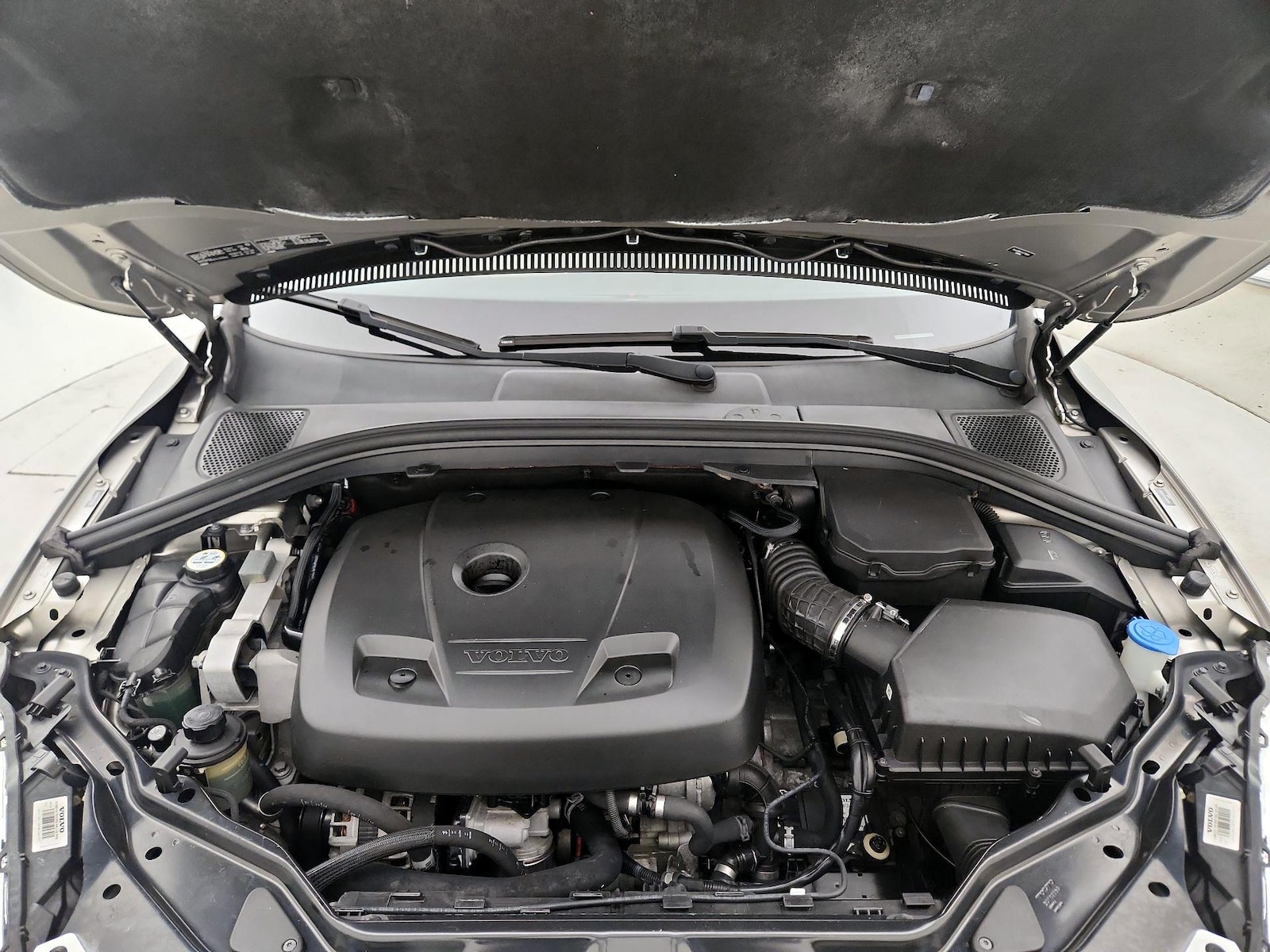 2015 Volvo XC60 T6 - Photo 23