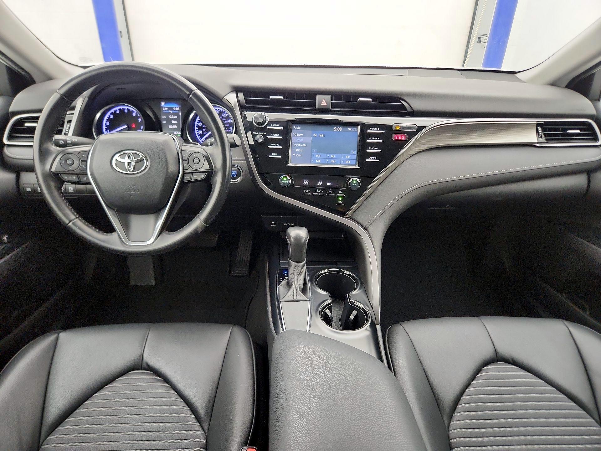 Thumbnail: 2019 Toyota Camry - 9