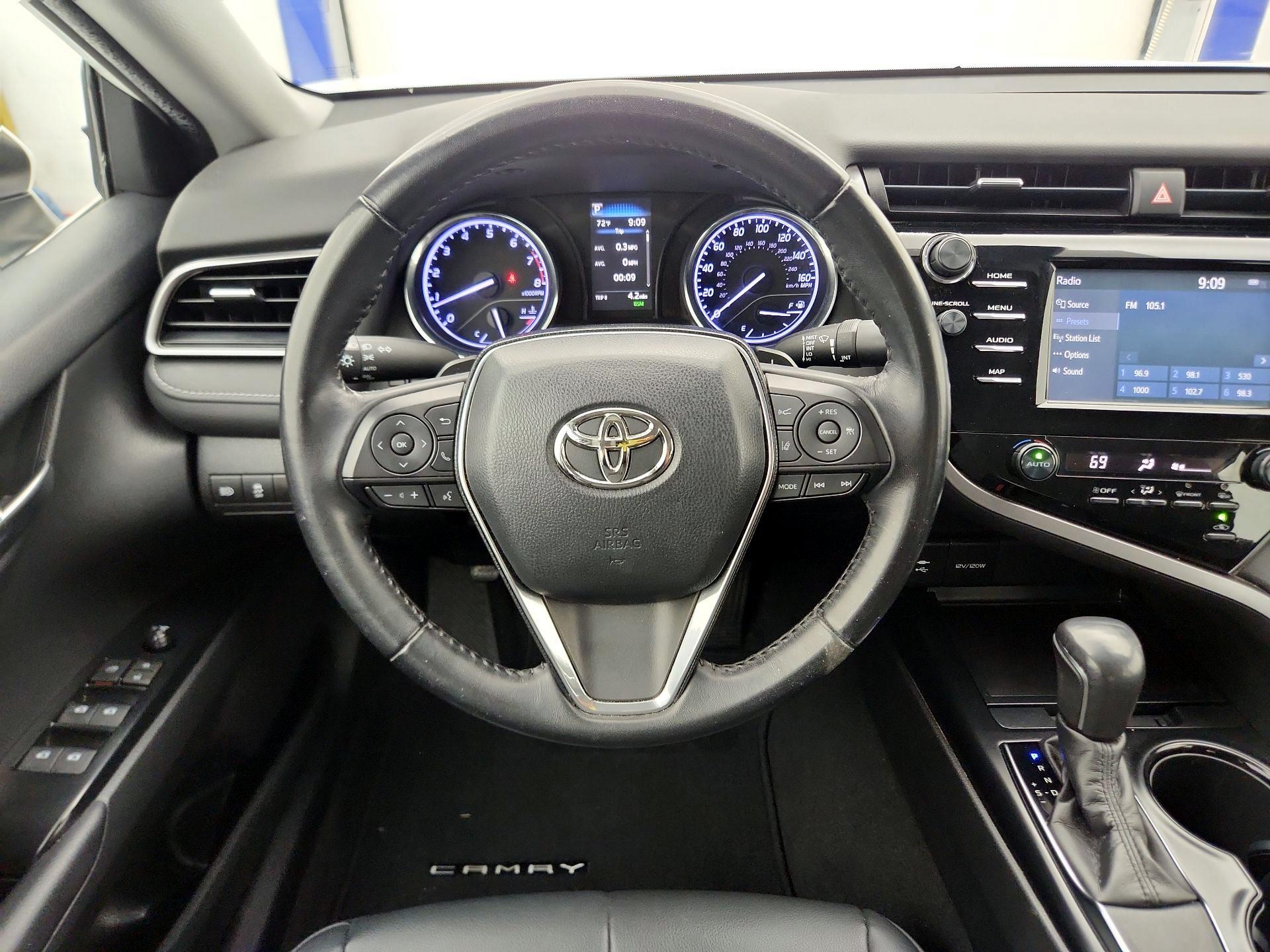 Thumbnail: 2019 Toyota Camry - 10