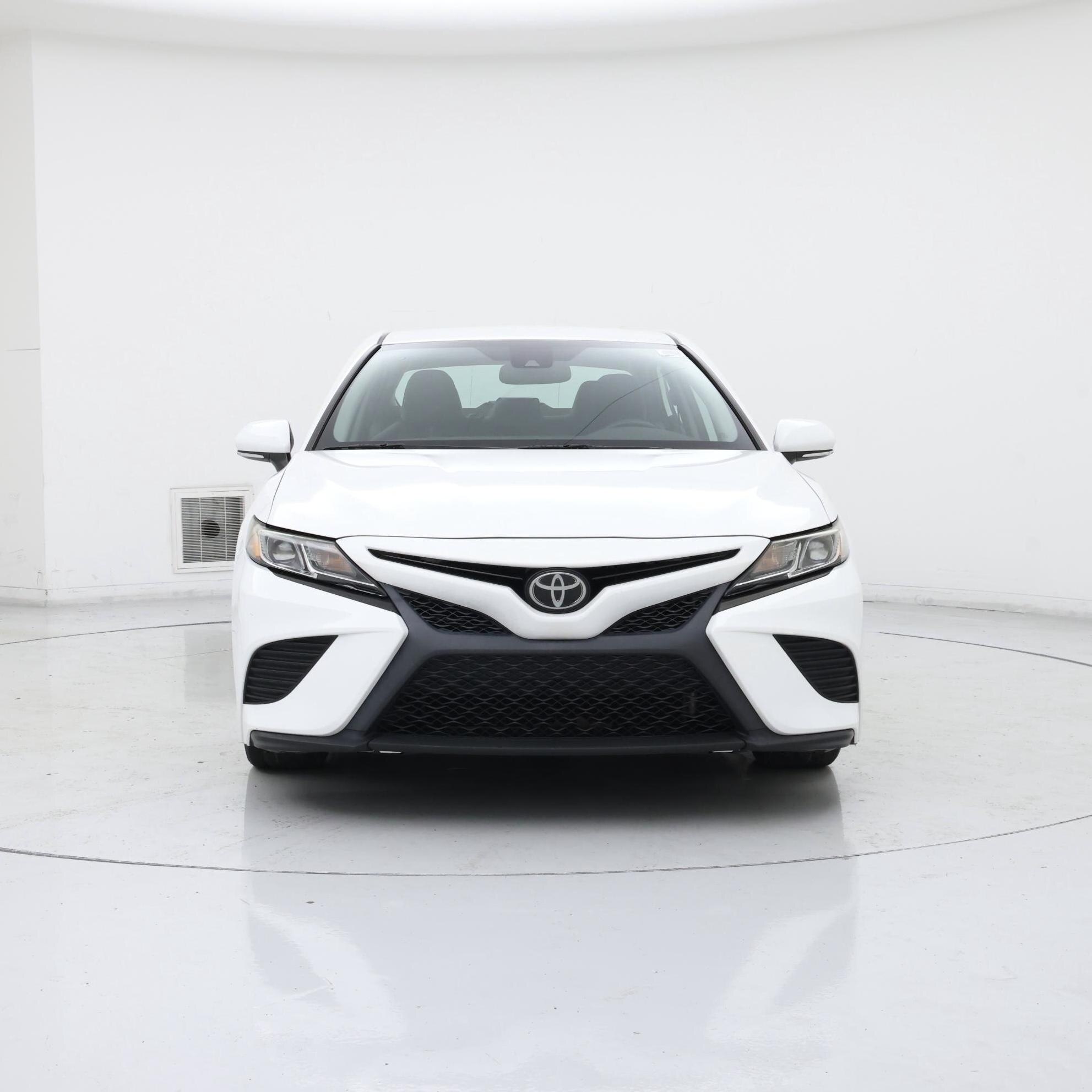 Thumbnail: 2019 Toyota Camry - 5