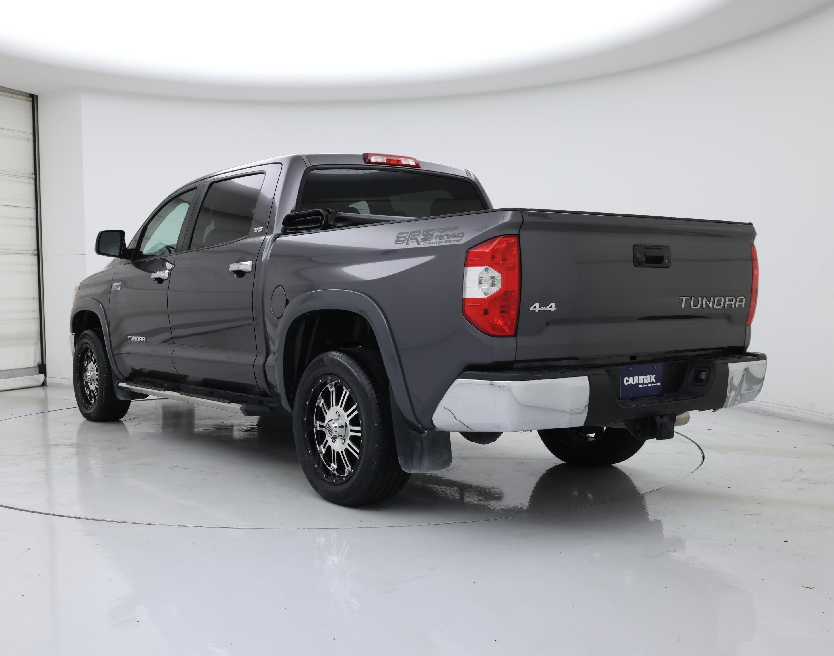 Thumbnail: 2017 Toyota Tundra - 2