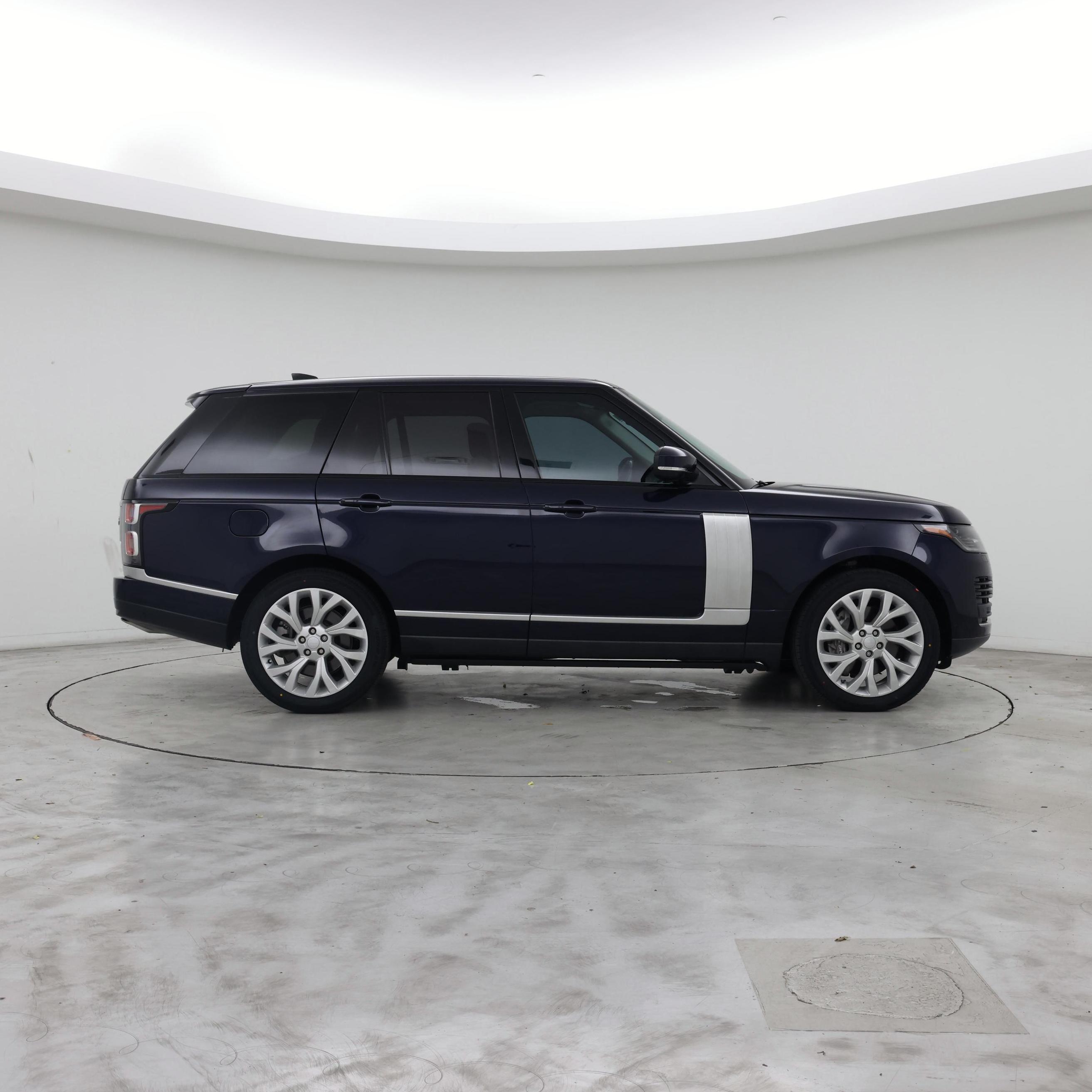 Thumbnail: 2021 Land Rover Range Rover - 7
