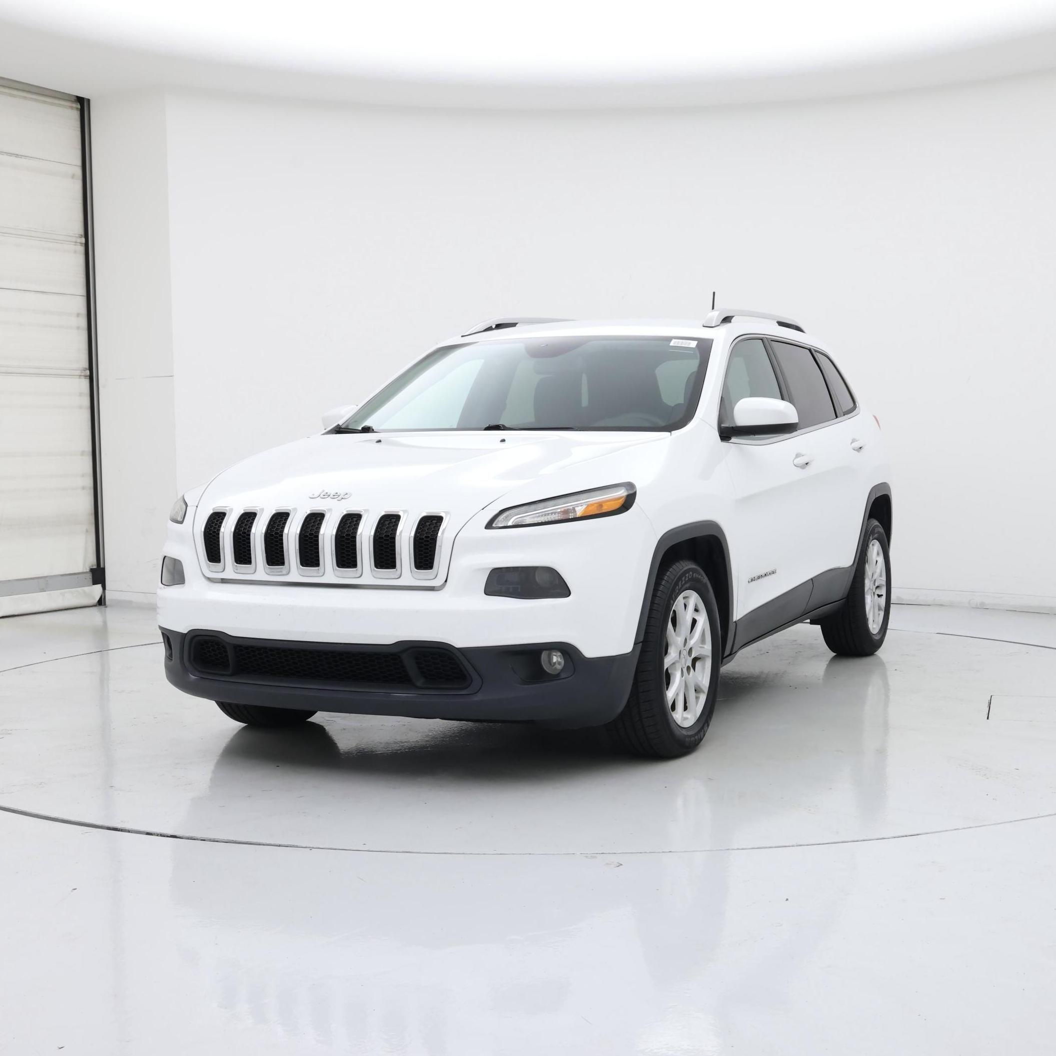 Thumbnail: 2017 Jeep Cherokee - 4