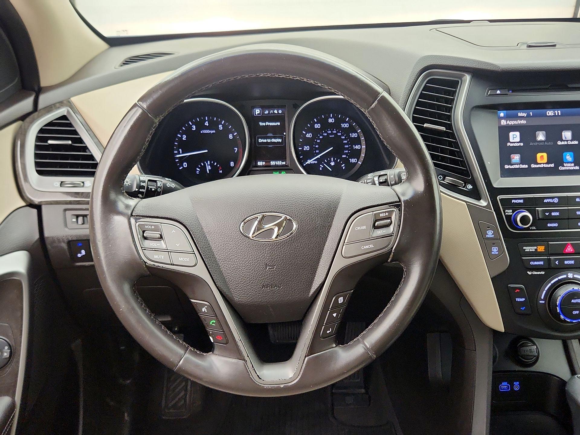 Thumbnail: 2017 Hyundai Santa Fe - 10