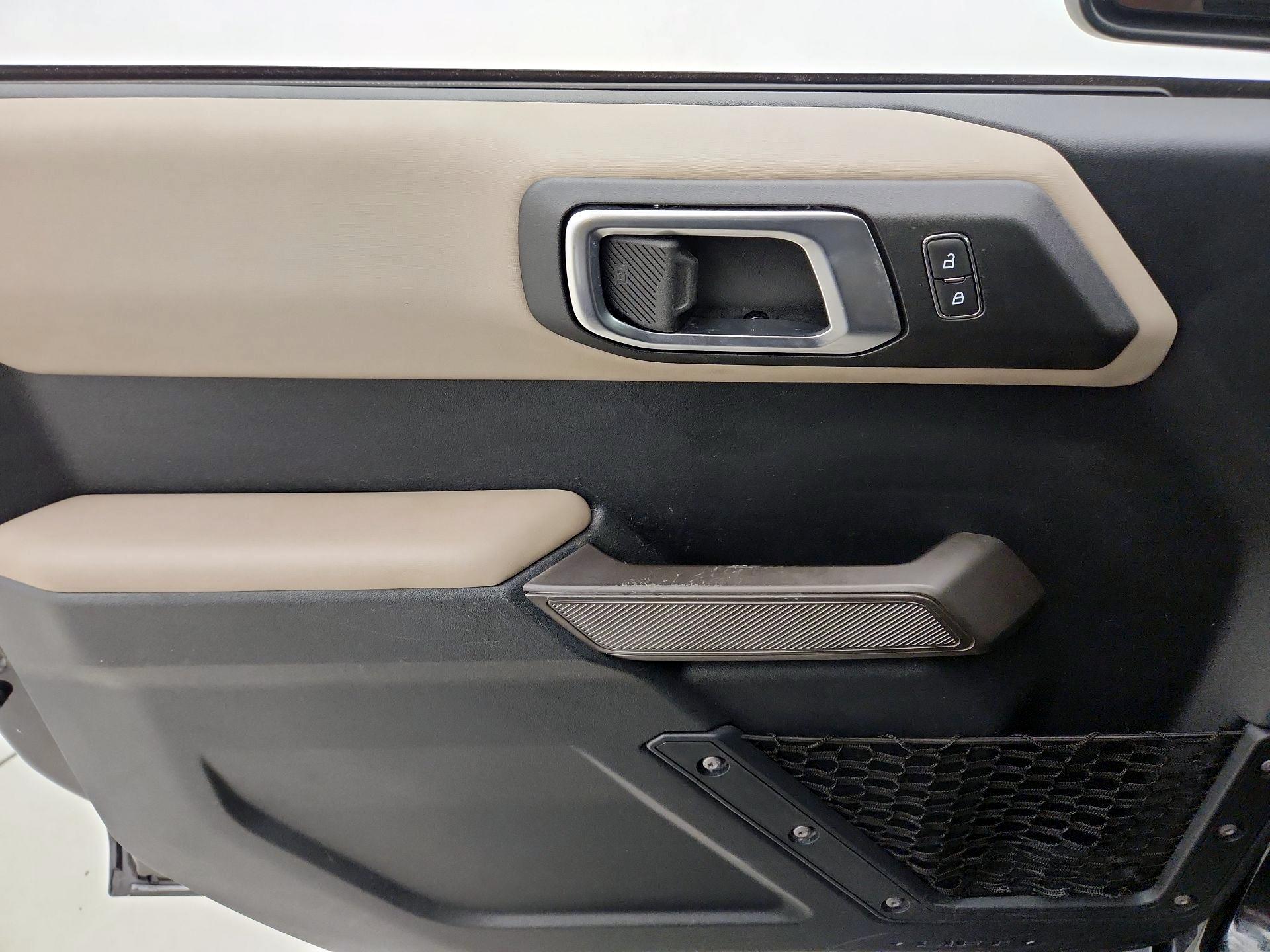 Thumbnail: 2022 Ford Bronco - 12