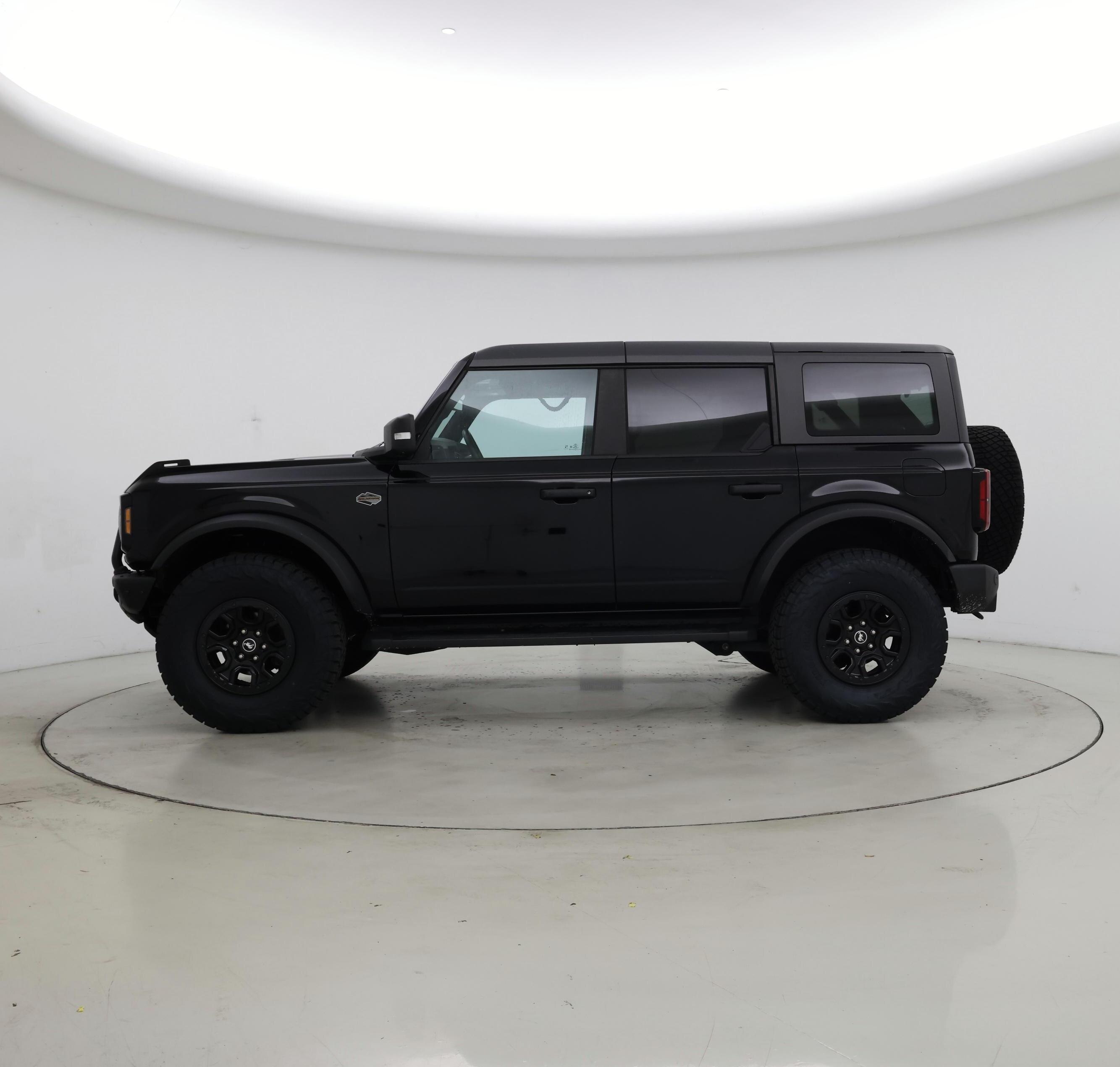 Thumbnail: 2022 Ford Bronco - 3