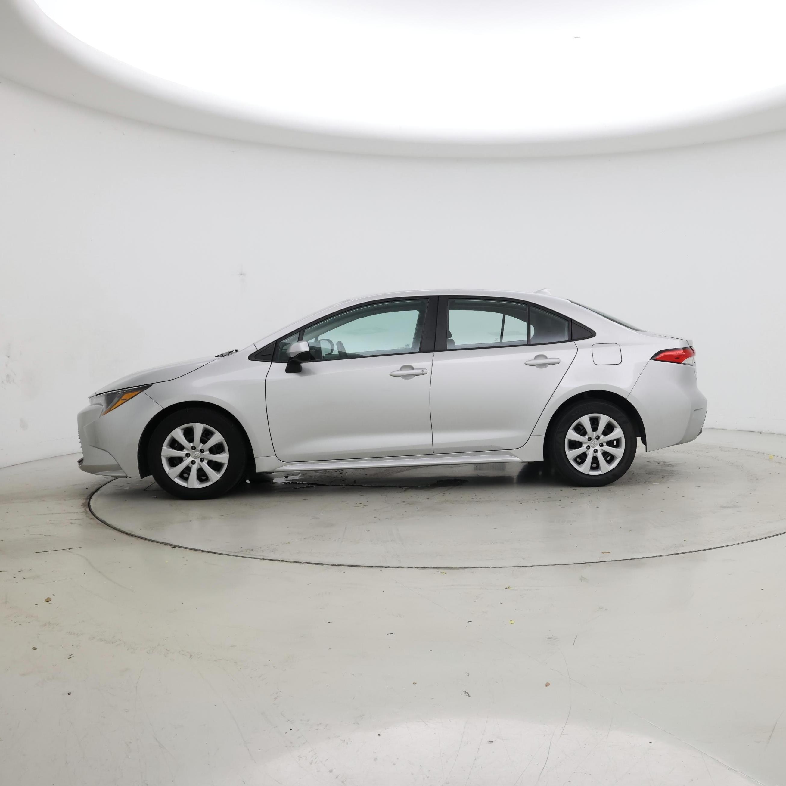 Thumbnail: 2024 Toyota Corolla - 3