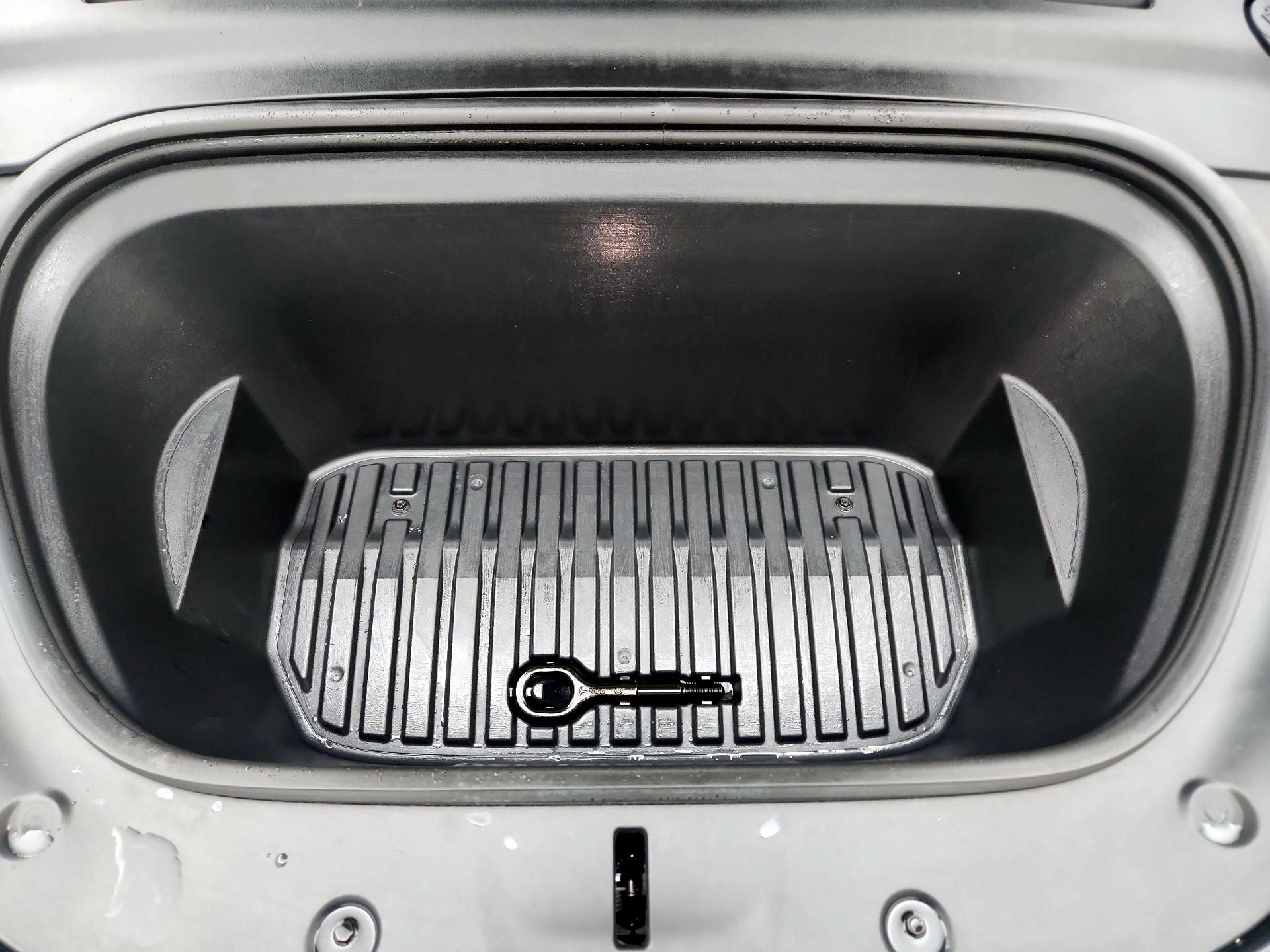 Thumbnail: 2023 Tesla Model Y - 20