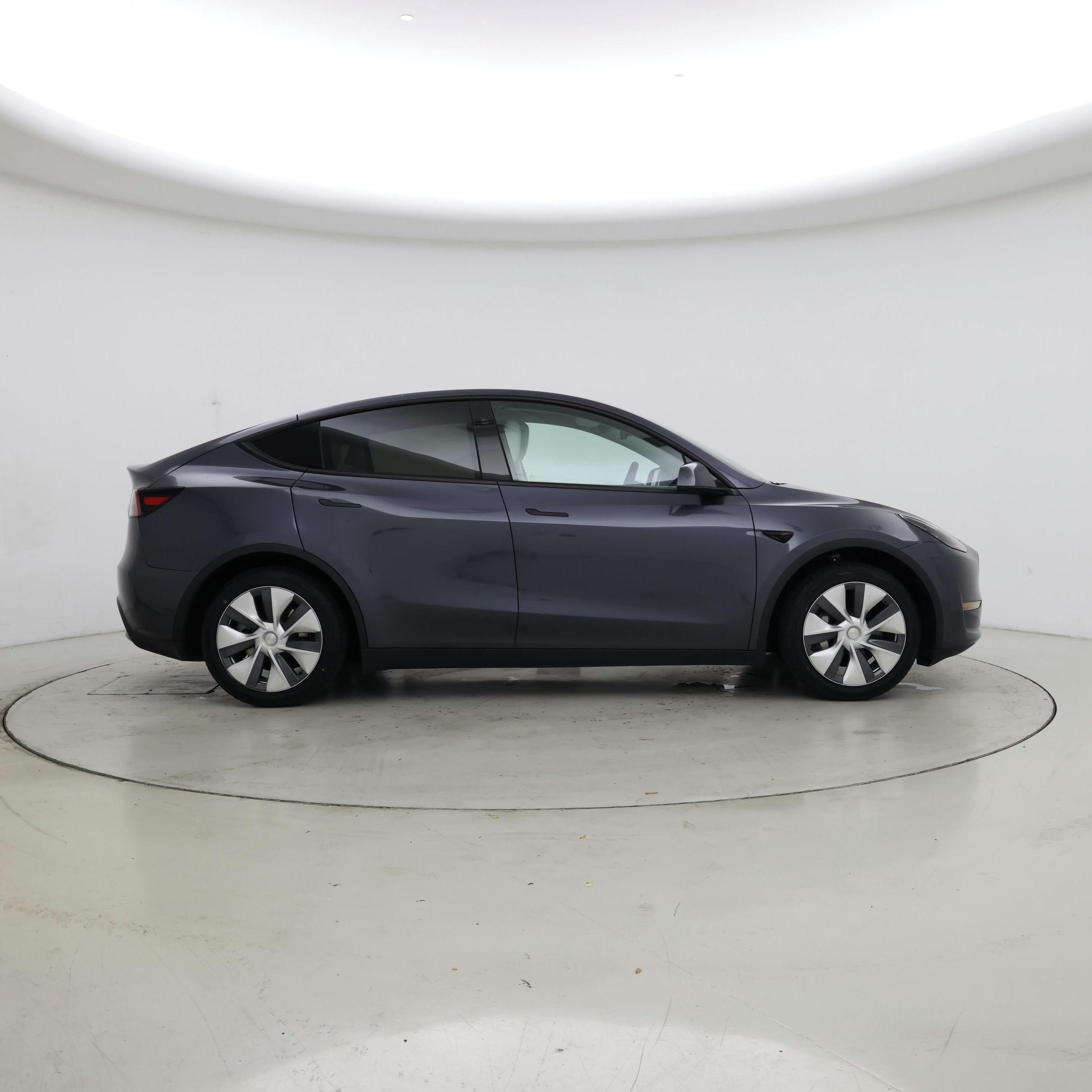 Thumbnail: 2023 Tesla Model Y - 7