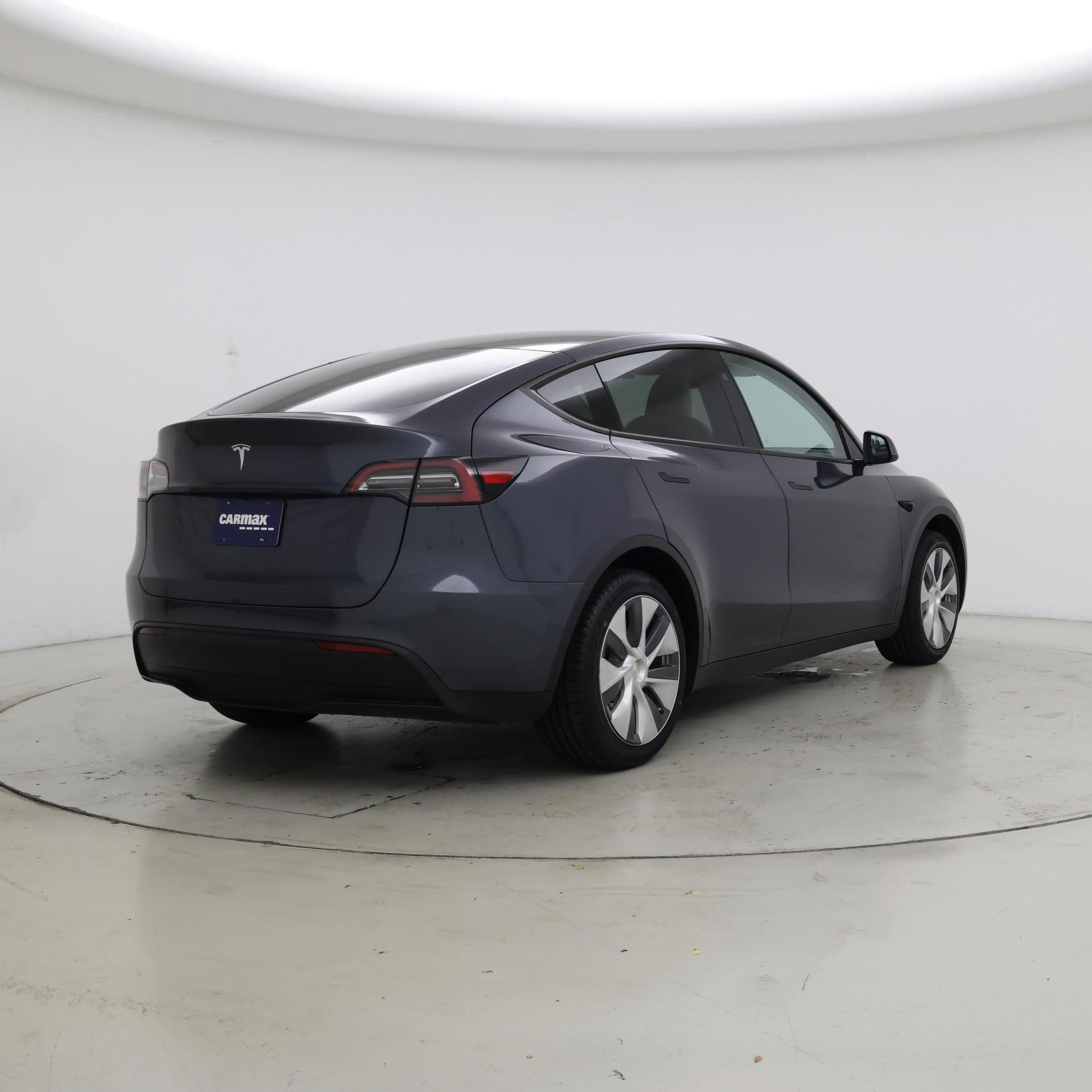 Thumbnail: 2023 Tesla Model Y - 8
