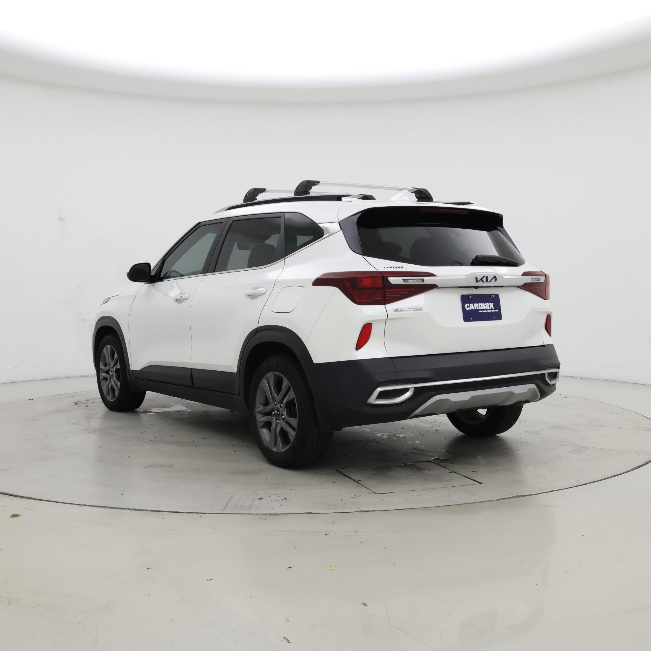 Thumbnail: 2023 Kia Seltos - 2