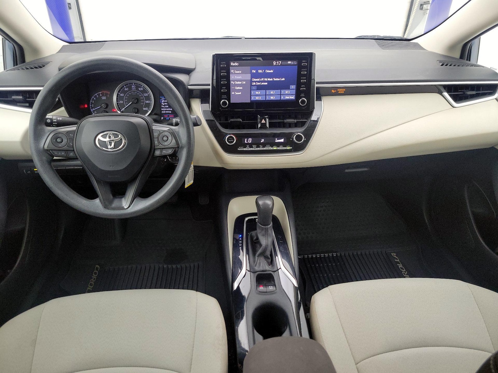 2020 Toyota Corolla LE - Photo 10
