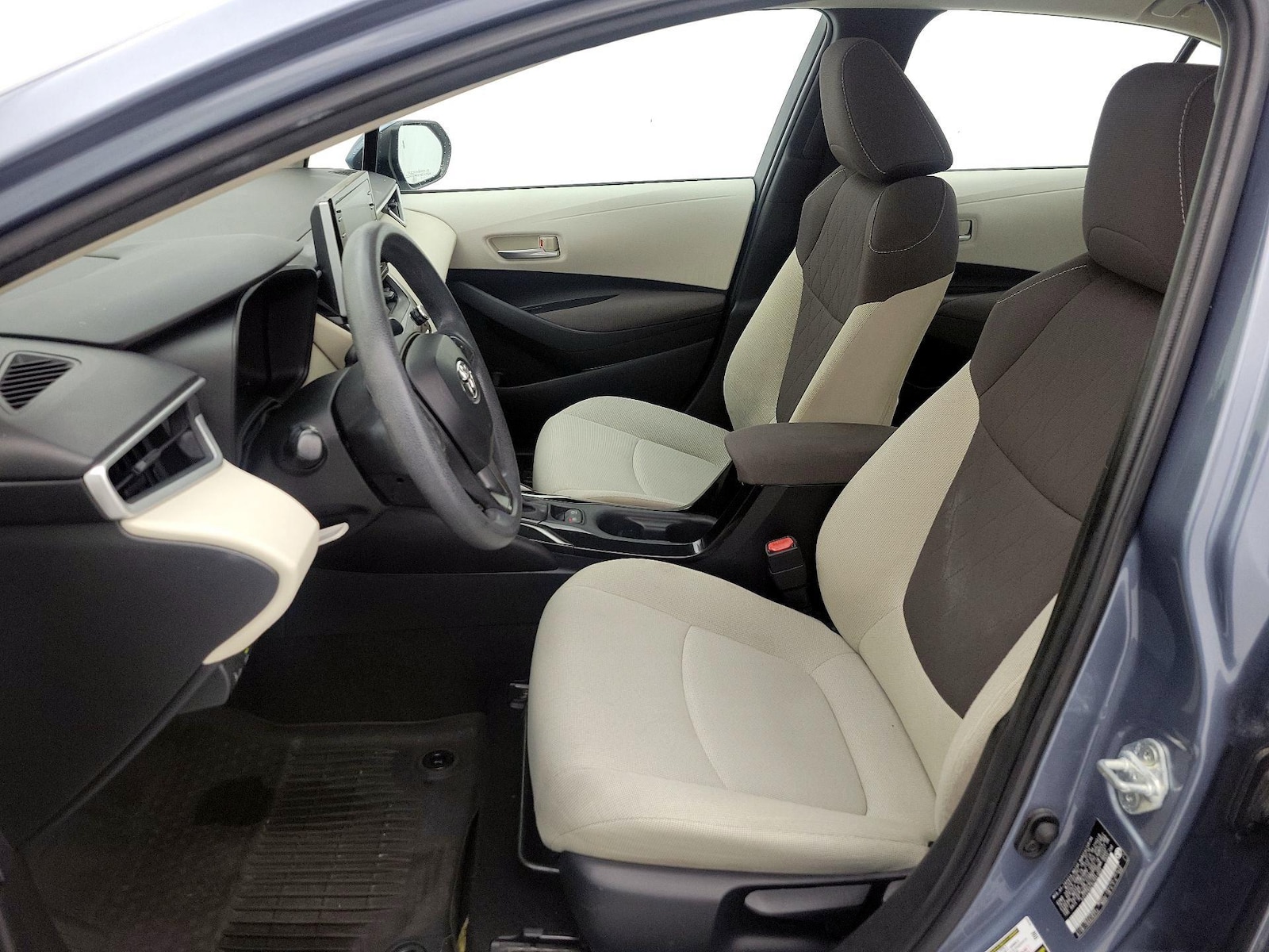 2020 Toyota Corolla LE - Photo 12