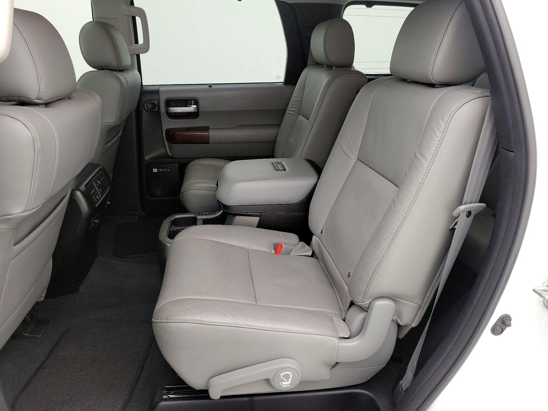 Thumbnail: 2017 Toyota Sequoia - 20