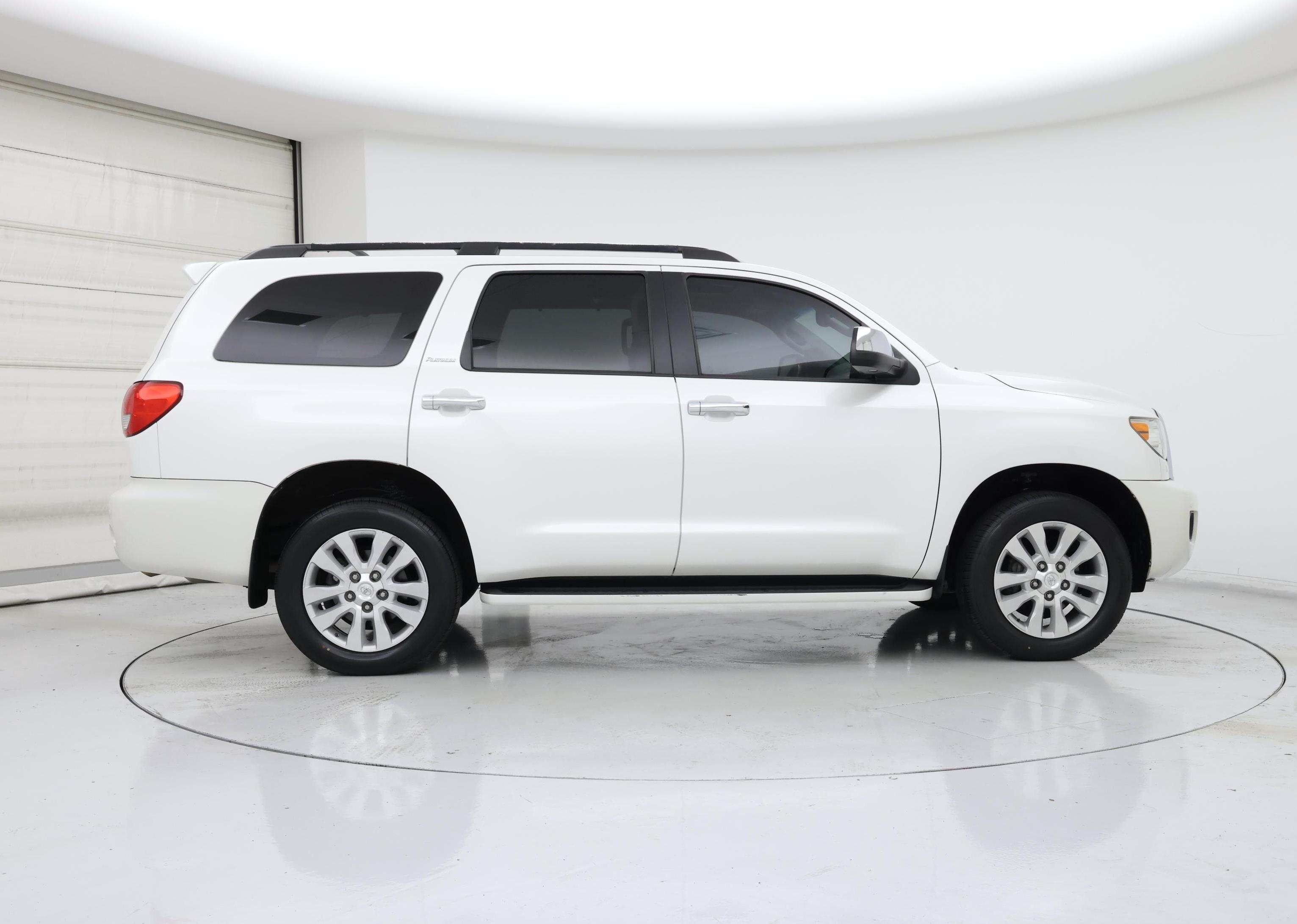 Thumbnail: 2017 Toyota Sequoia - 7