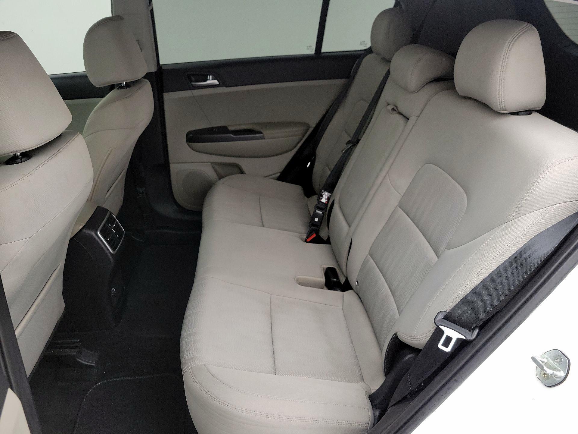 Thumbnail: 2021 Kia Sportage - 19
