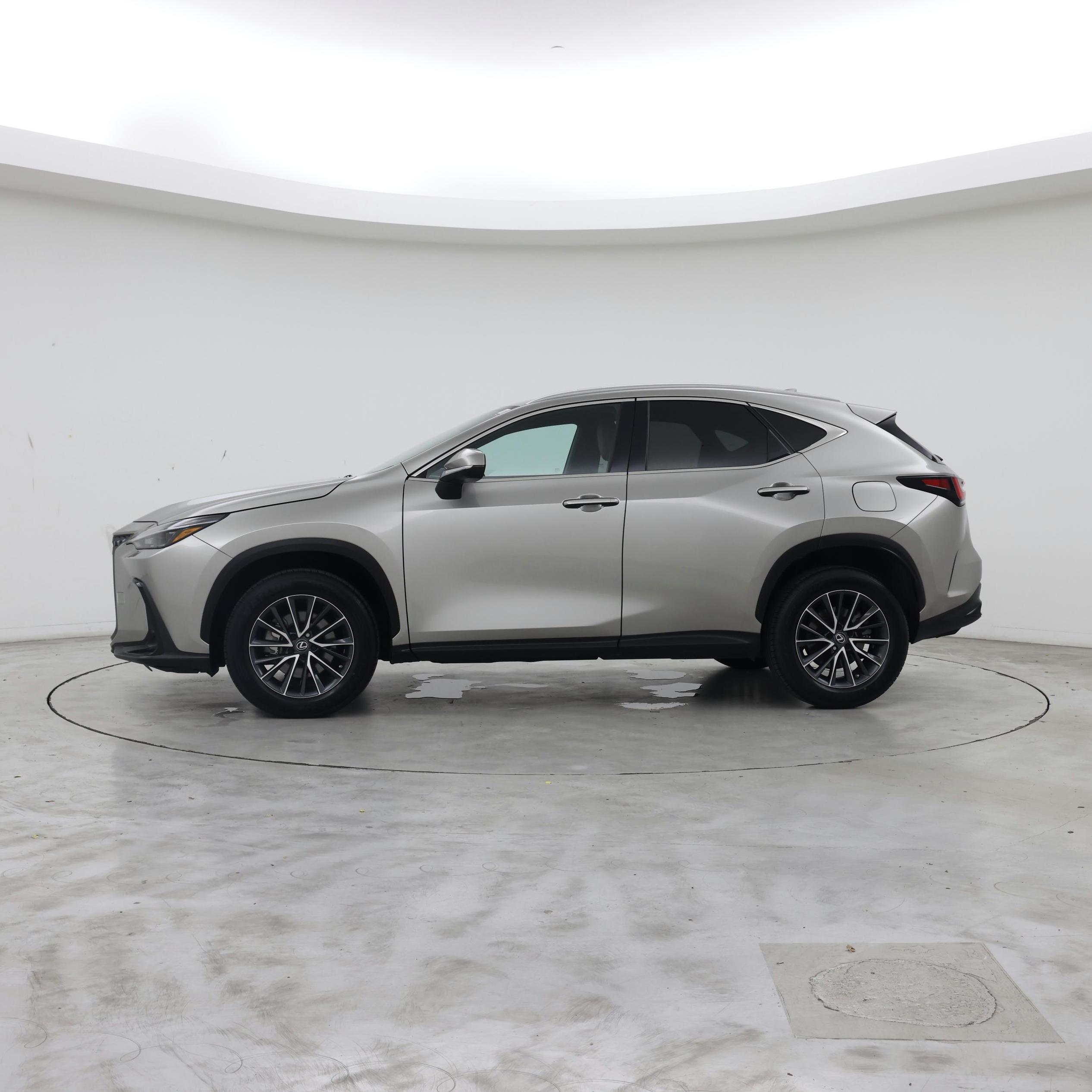 Thumbnail: 2023 Lexus NX - 3