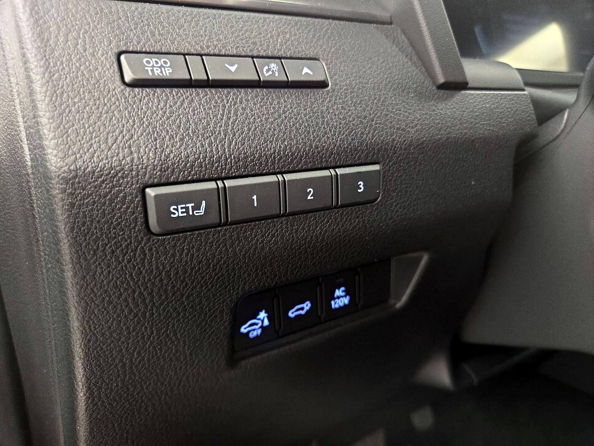 Thumbnail: 2024 Lexus GX - 13