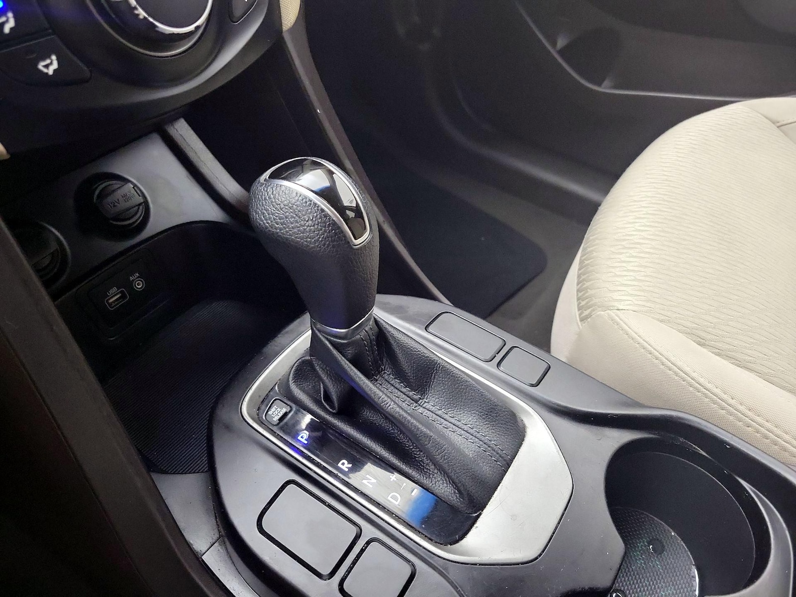 2017 Hyundai Santa Fe Sport - Photo 18