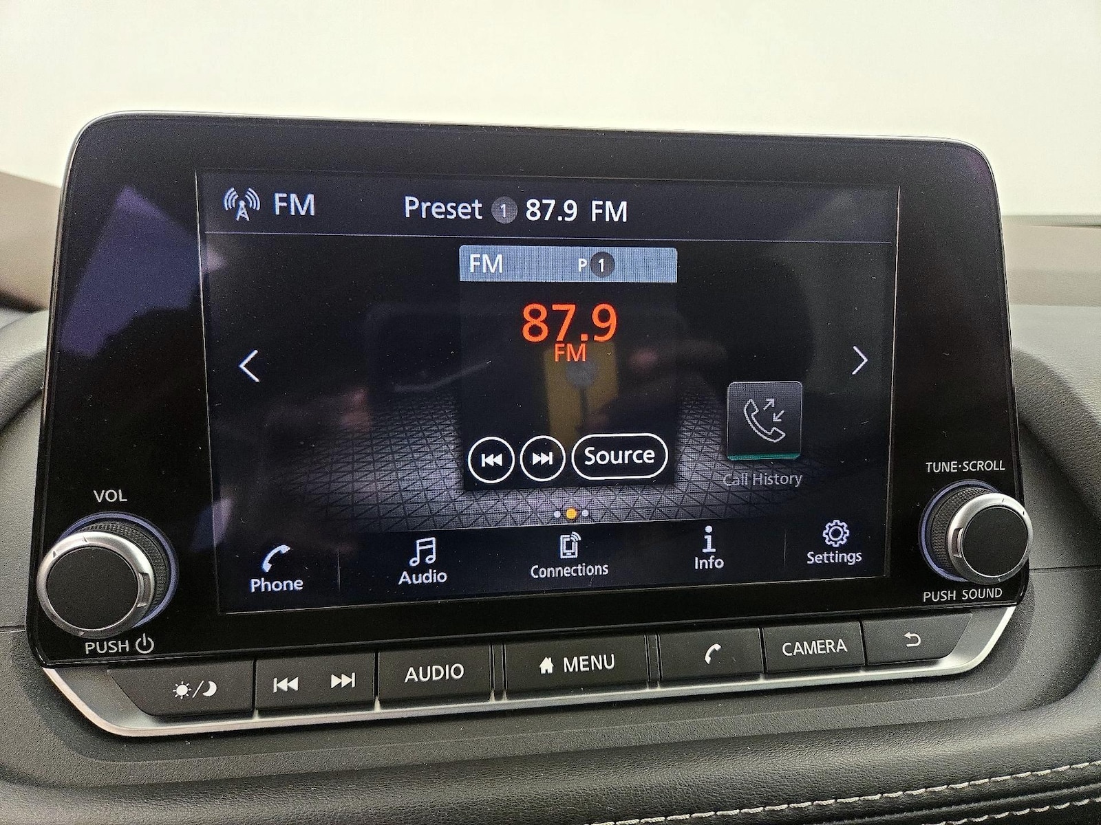 2023 Nissan Rogue S - Photo 16