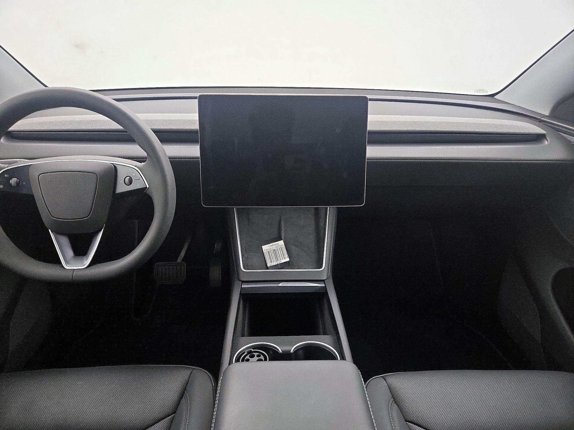 Thumbnail: 2026 Tesla Model Y - 9