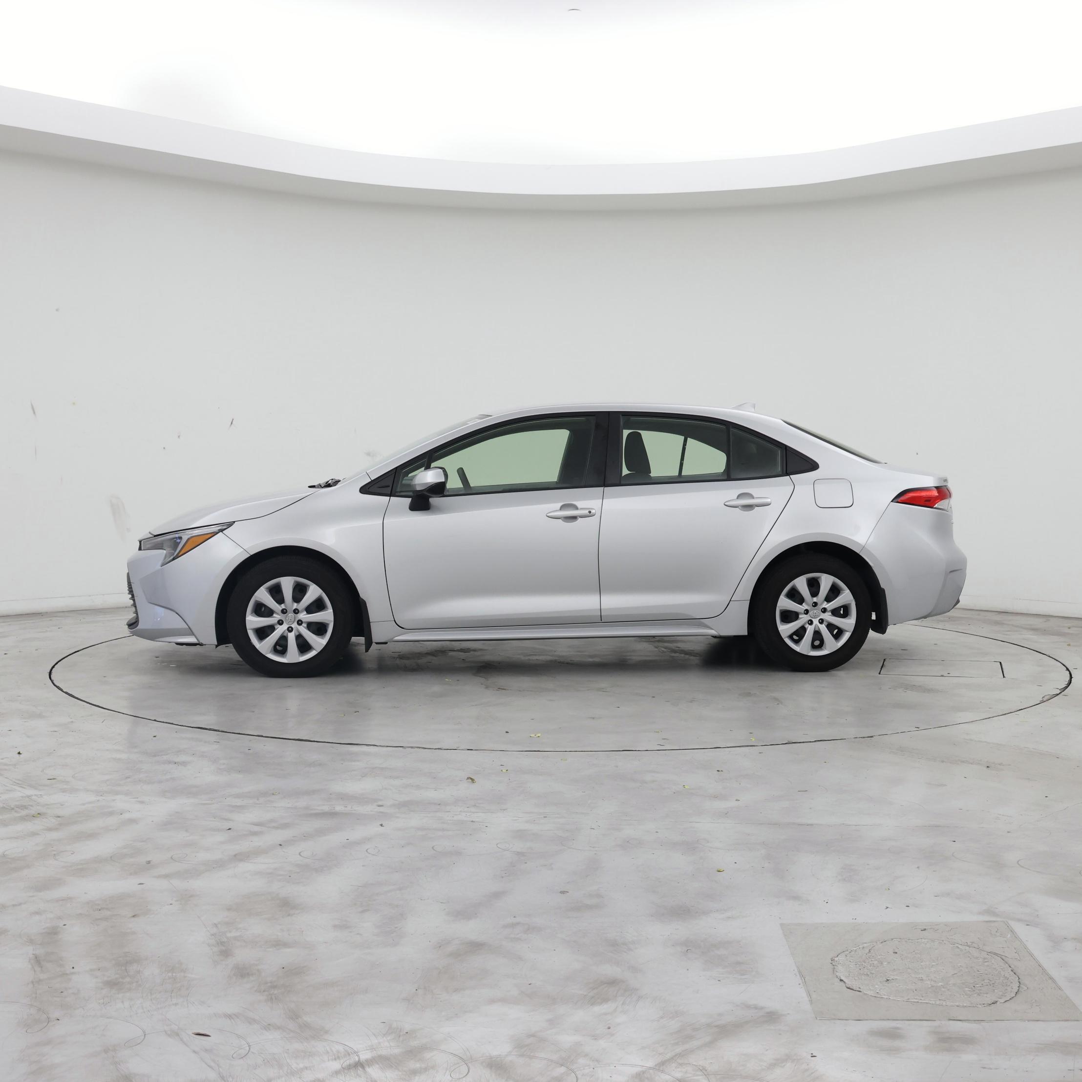 Thumbnail: 2023 Toyota Corolla - 3