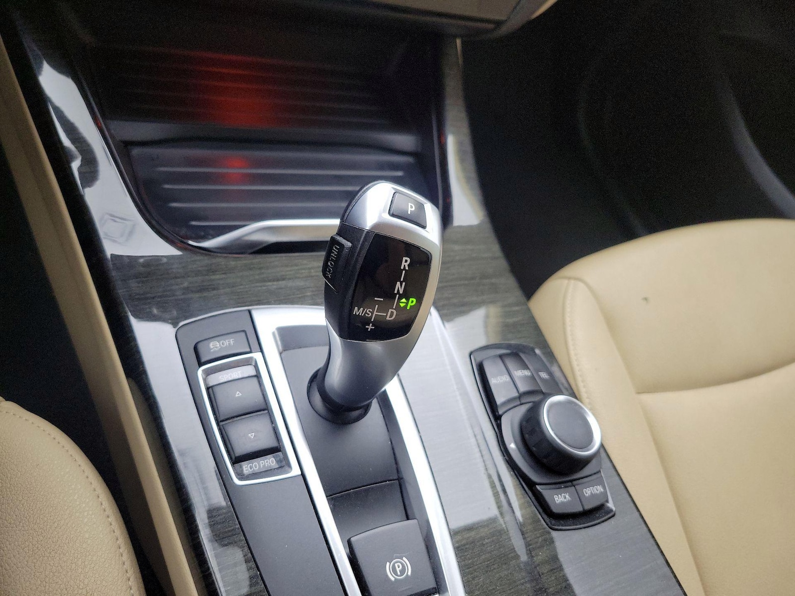 2017 BMW X3 sDrive28i - Photo 17
