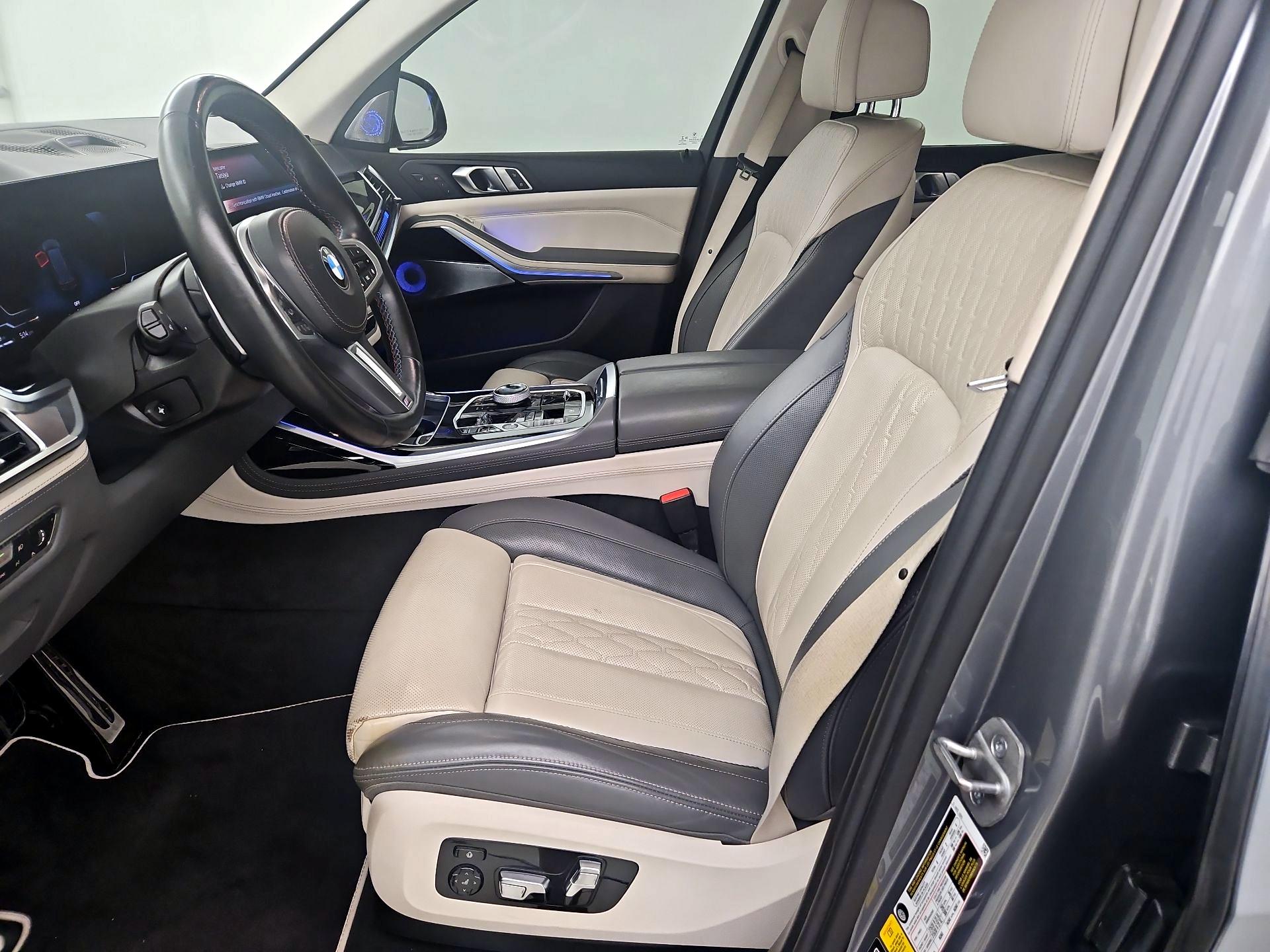 Thumbnail: 2023 BMW X7 - 9