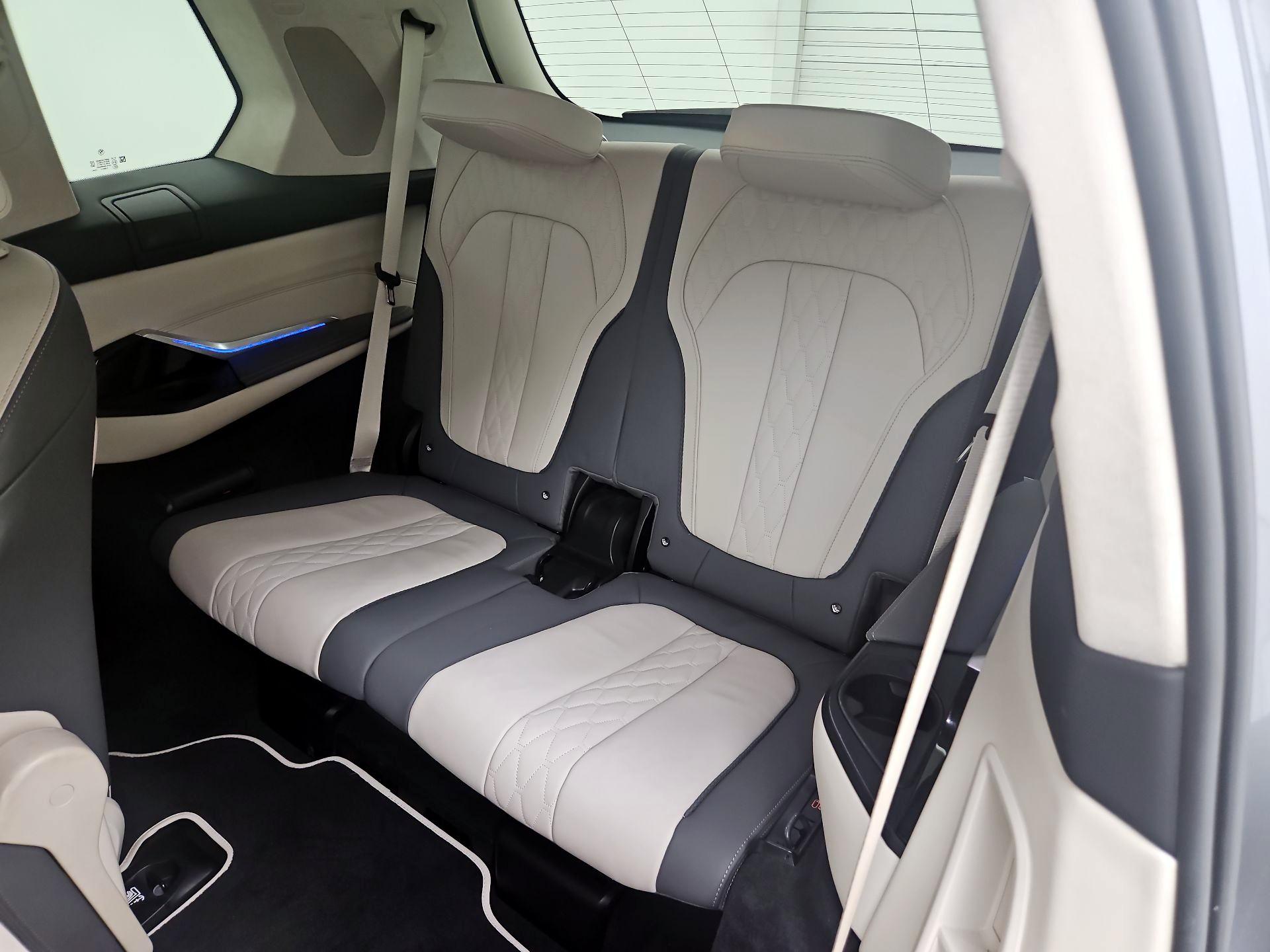 Thumbnail: 2023 BMW X7 - 20