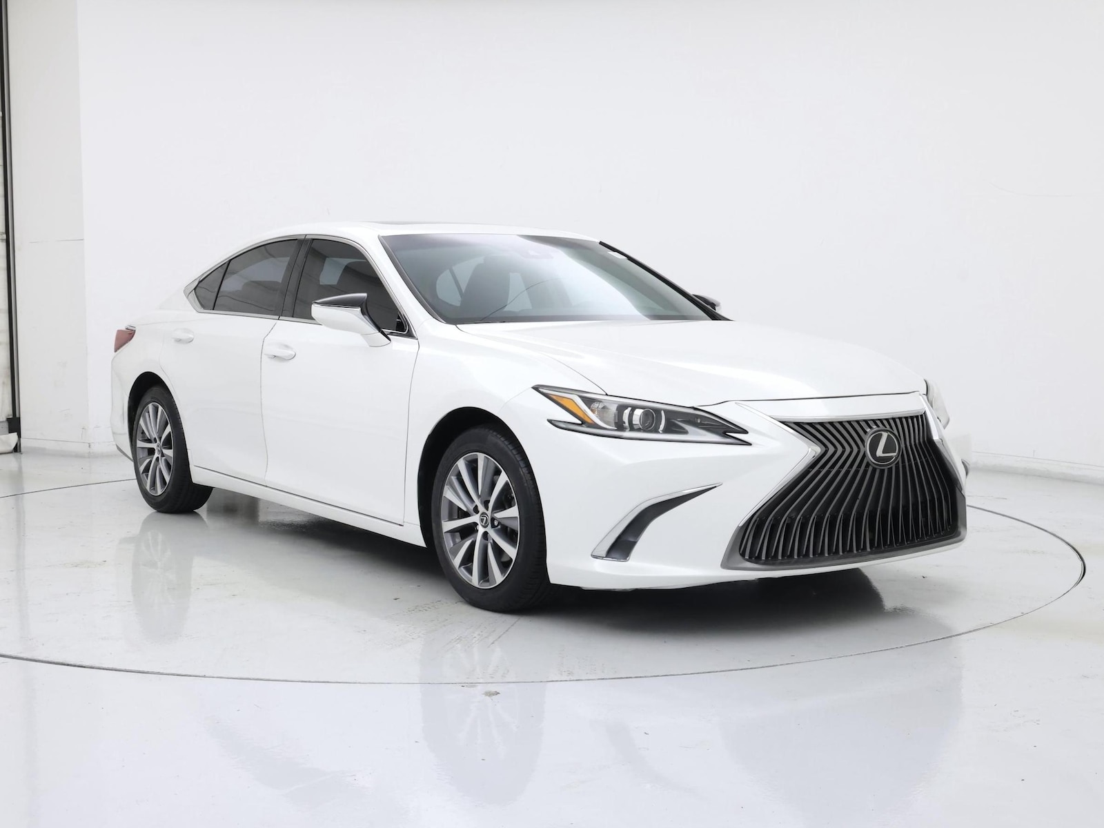 2020 Lexus ES 350 - Photo 2