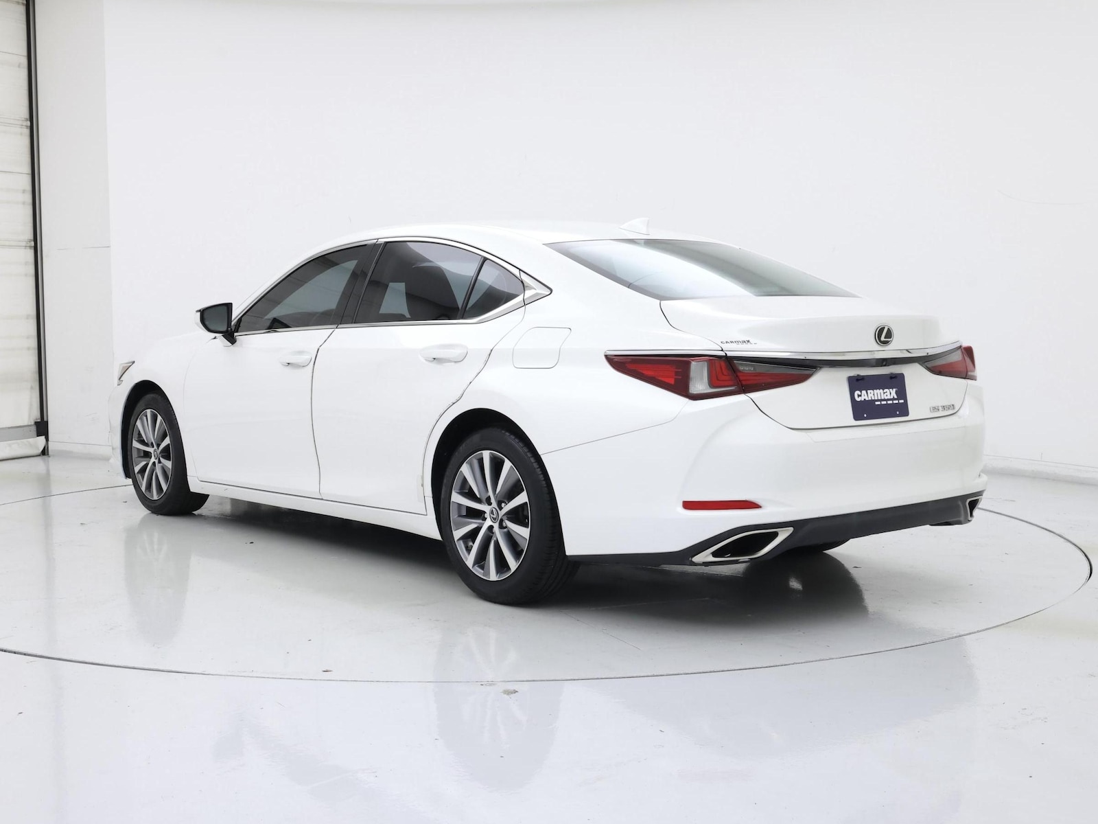2020 Lexus ES 350 - Photo 3