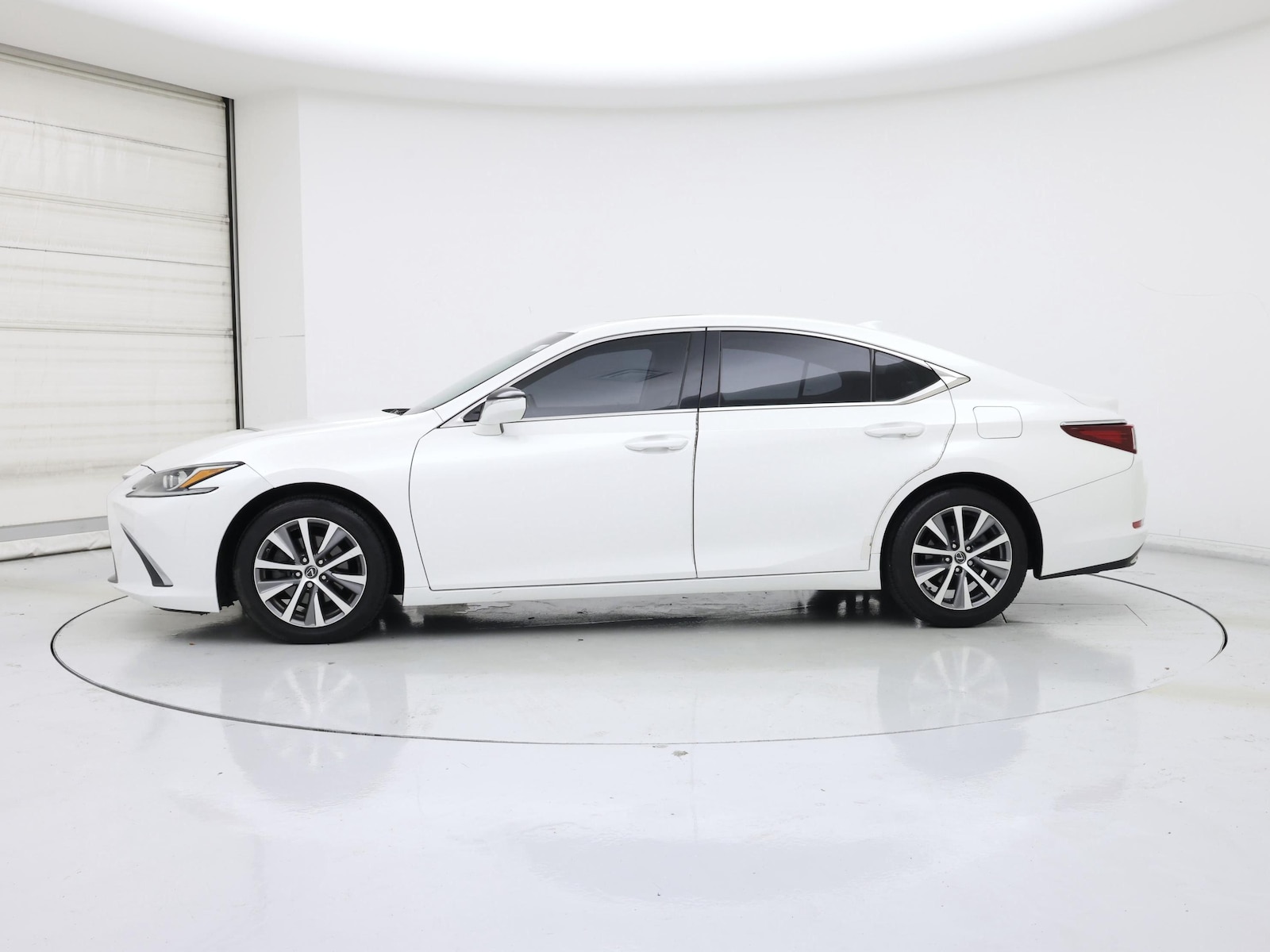 2020 Lexus ES 350 - Photo 4