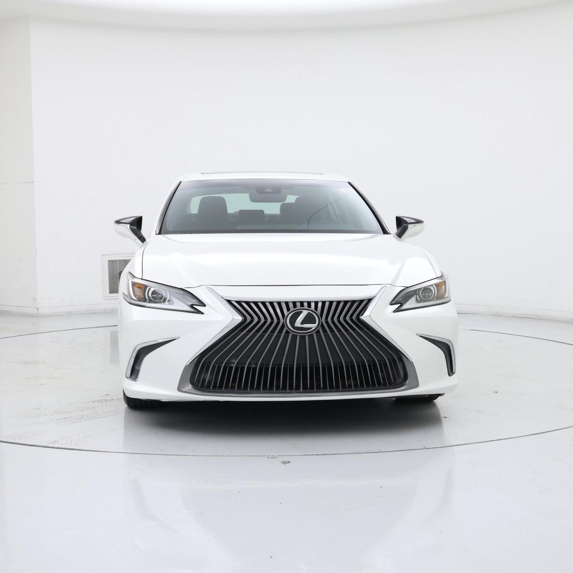 Thumbnail: 2020 Lexus ES - 5