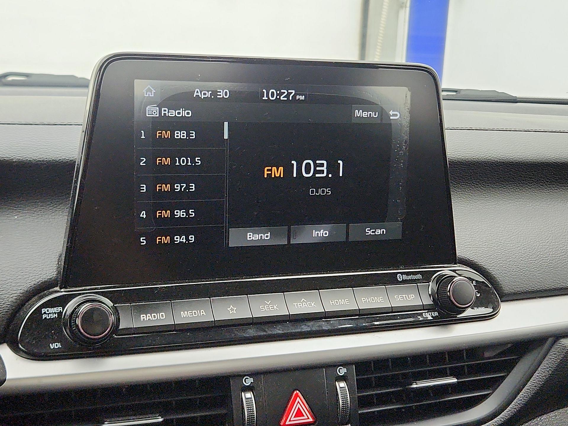 Thumbnail: 2021 Kia Forte - 15
