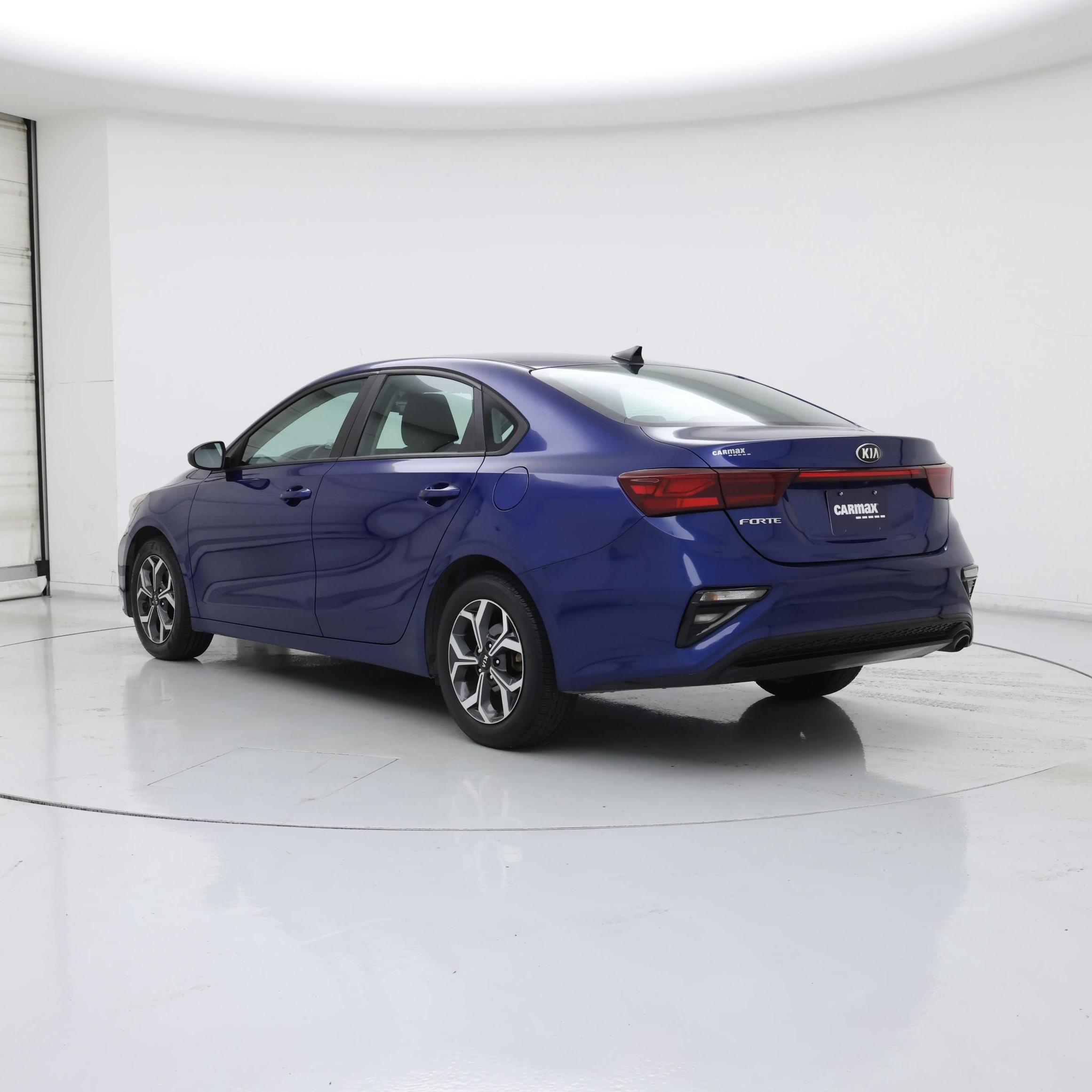 Thumbnail: 2021 Kia Forte - 2