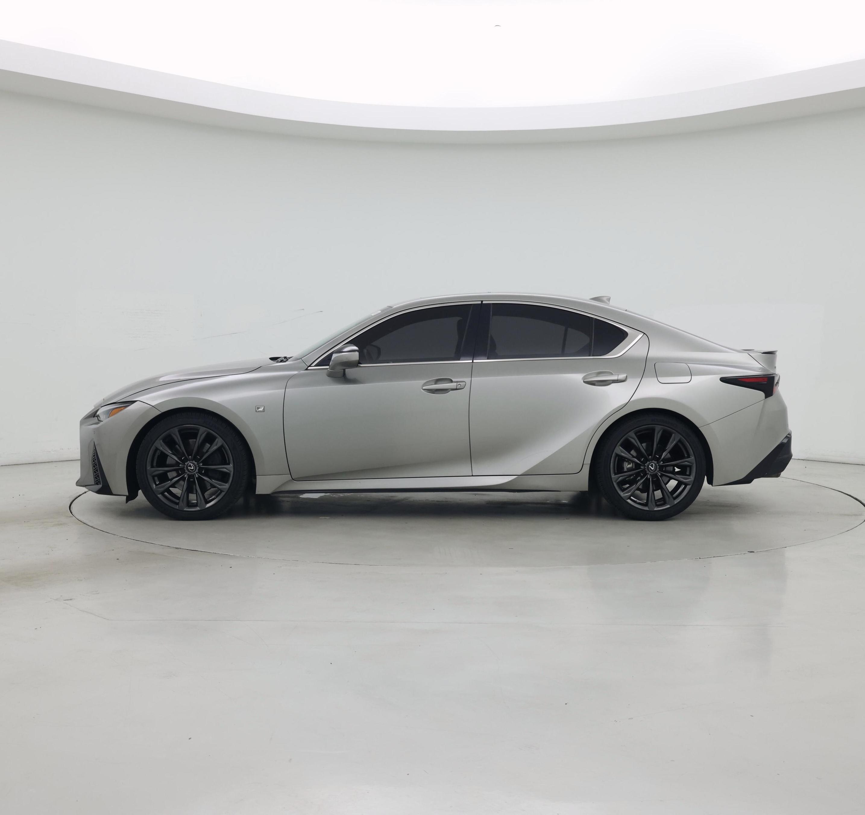 Thumbnail: 2022 Lexus IS - 3