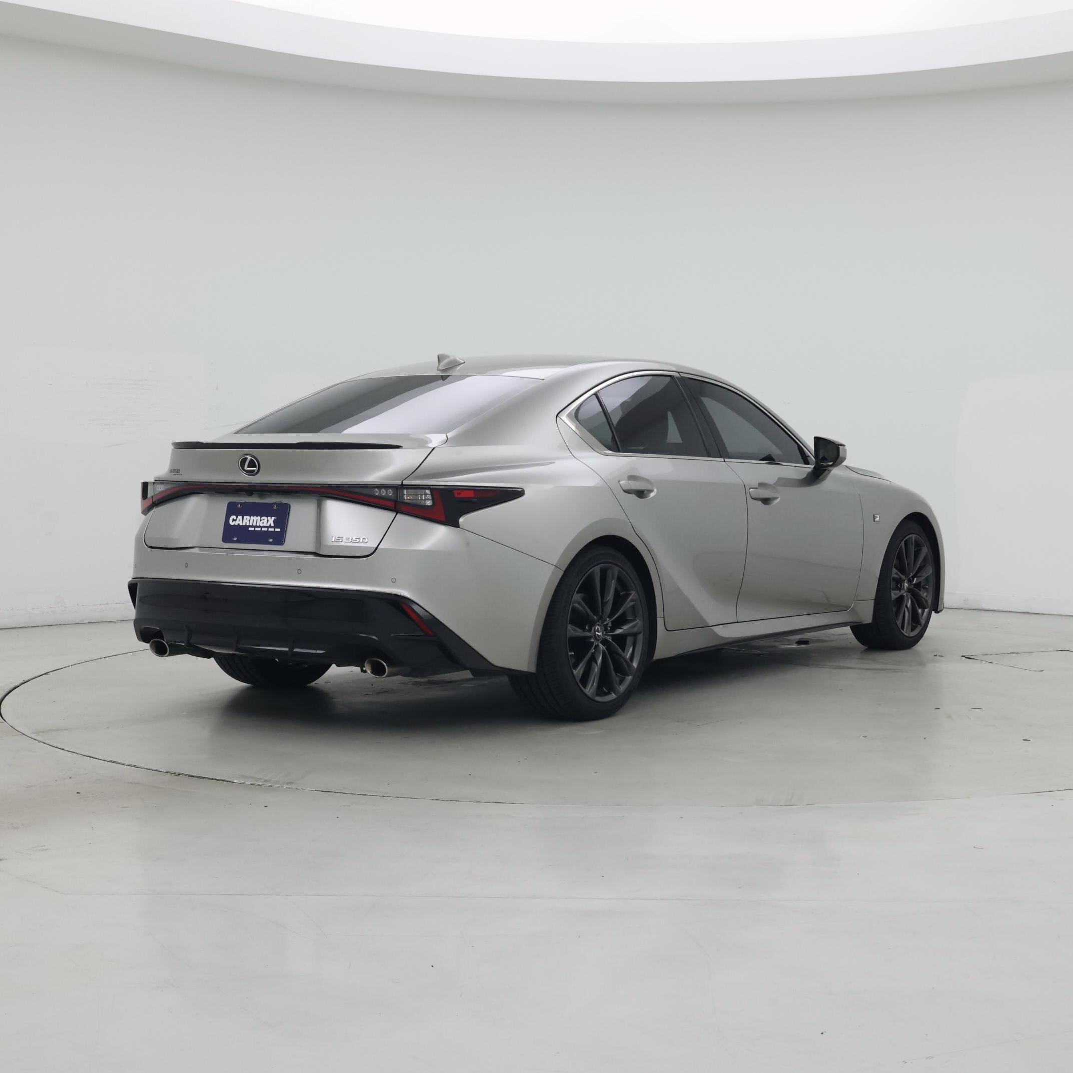 Thumbnail: 2022 Lexus IS - 8